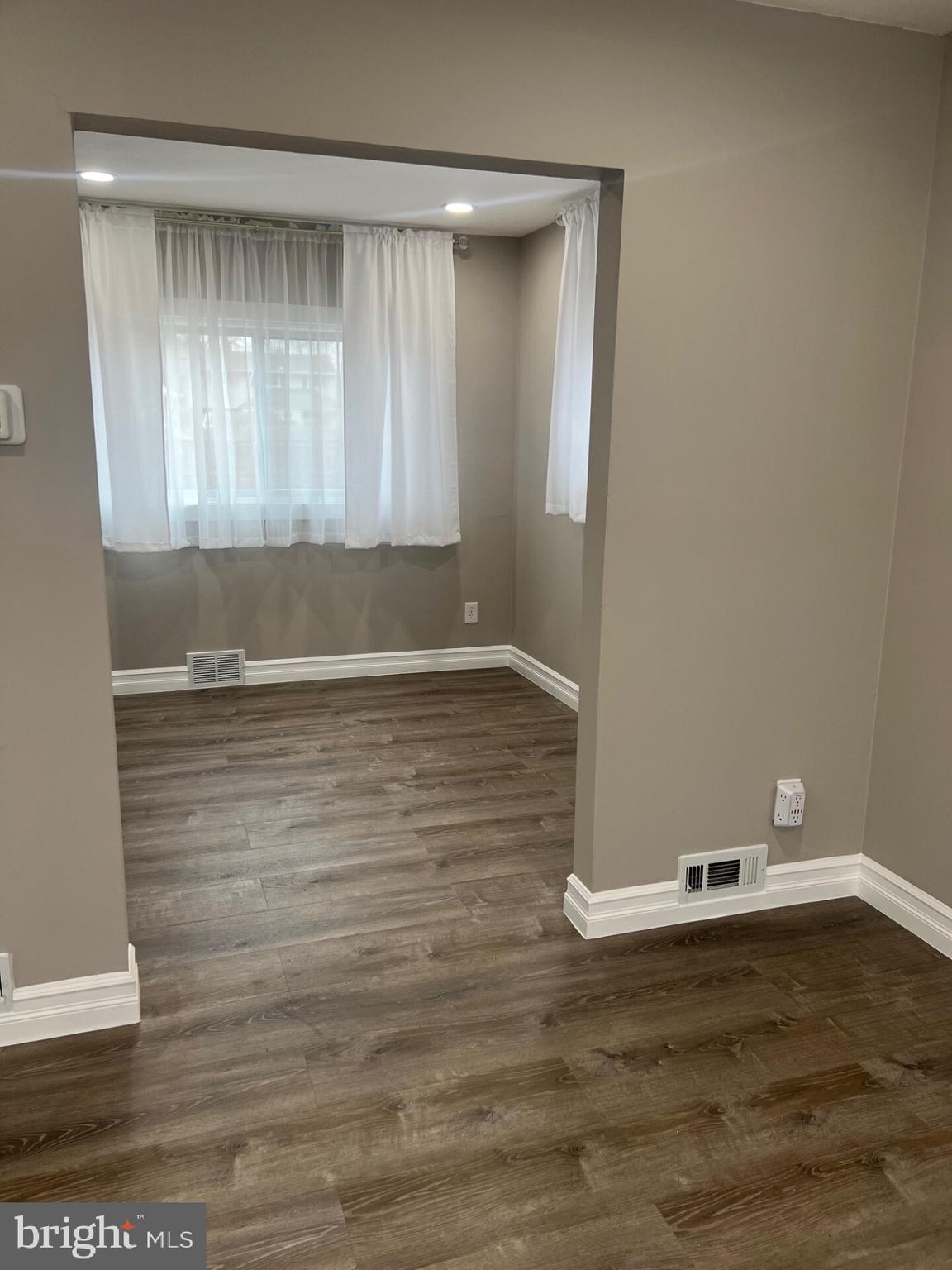 BROOKSIDE PARK - Residential