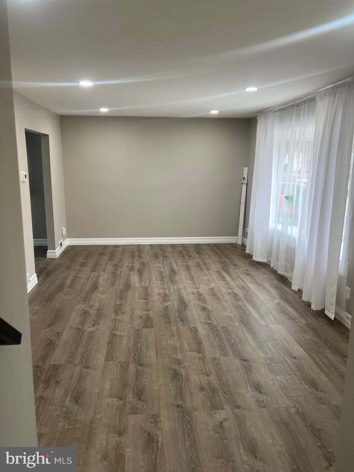 BROOKSIDE PARK - Residential