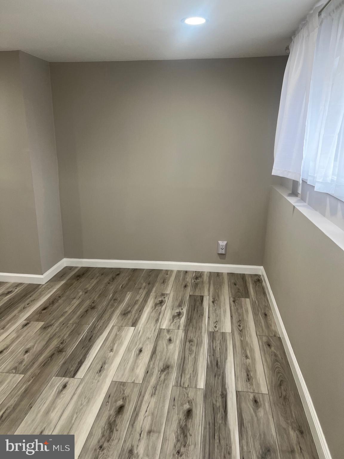 BROOKSIDE PARK - Residential