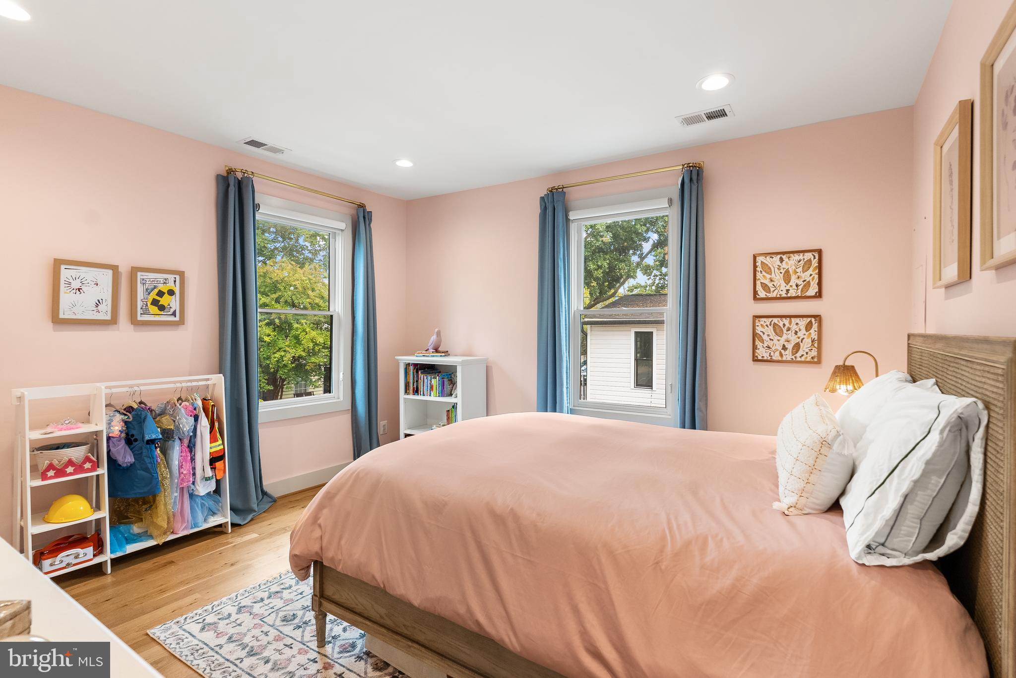 OLD TOWN - Residential