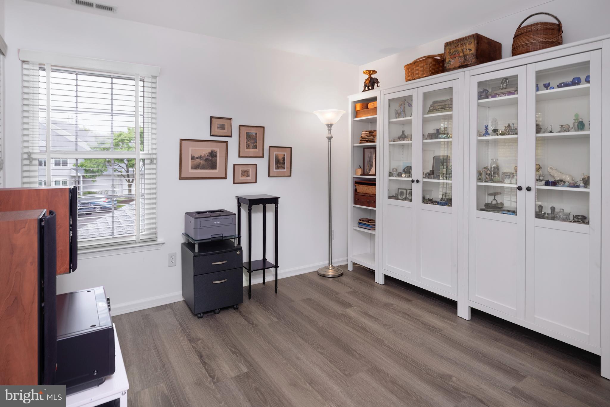BROOKSTONE - Residential