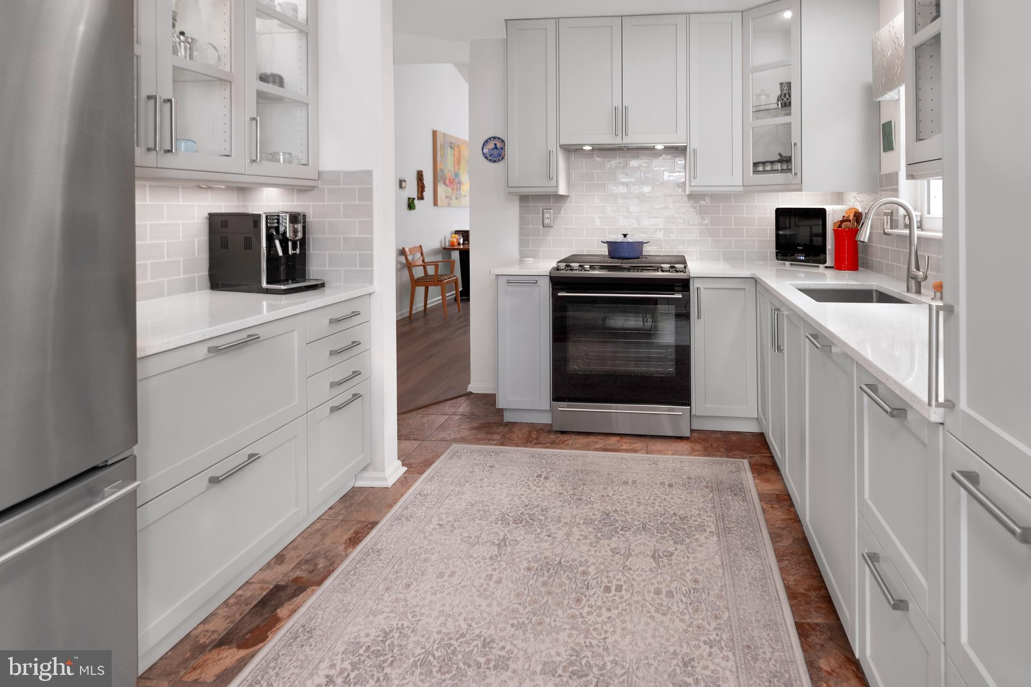 BROOKSTONE - Residential