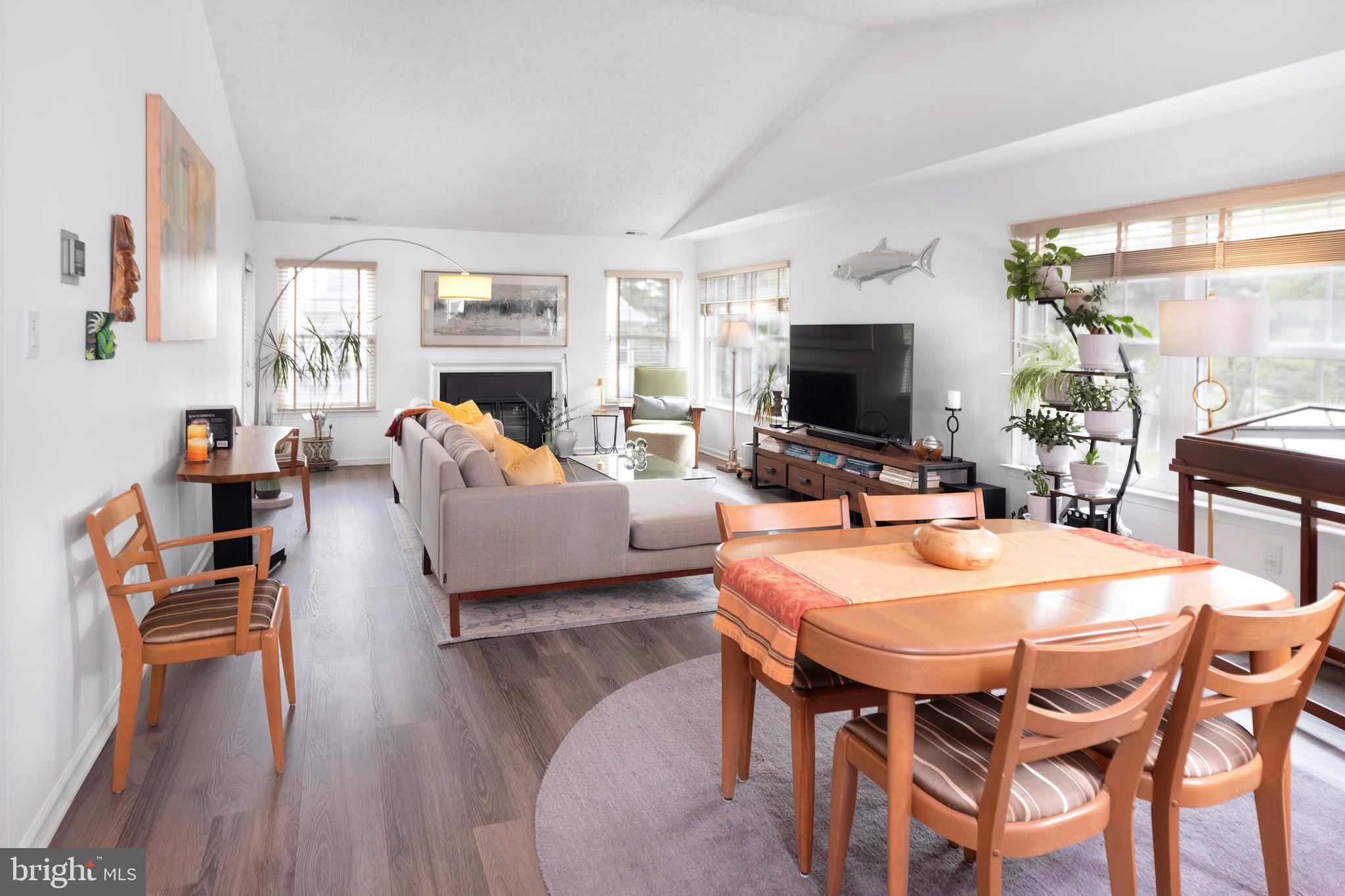 BROOKSTONE - Residential