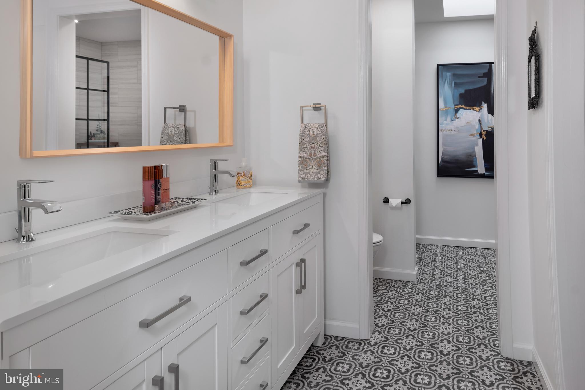 BROOKSTONE - Residential