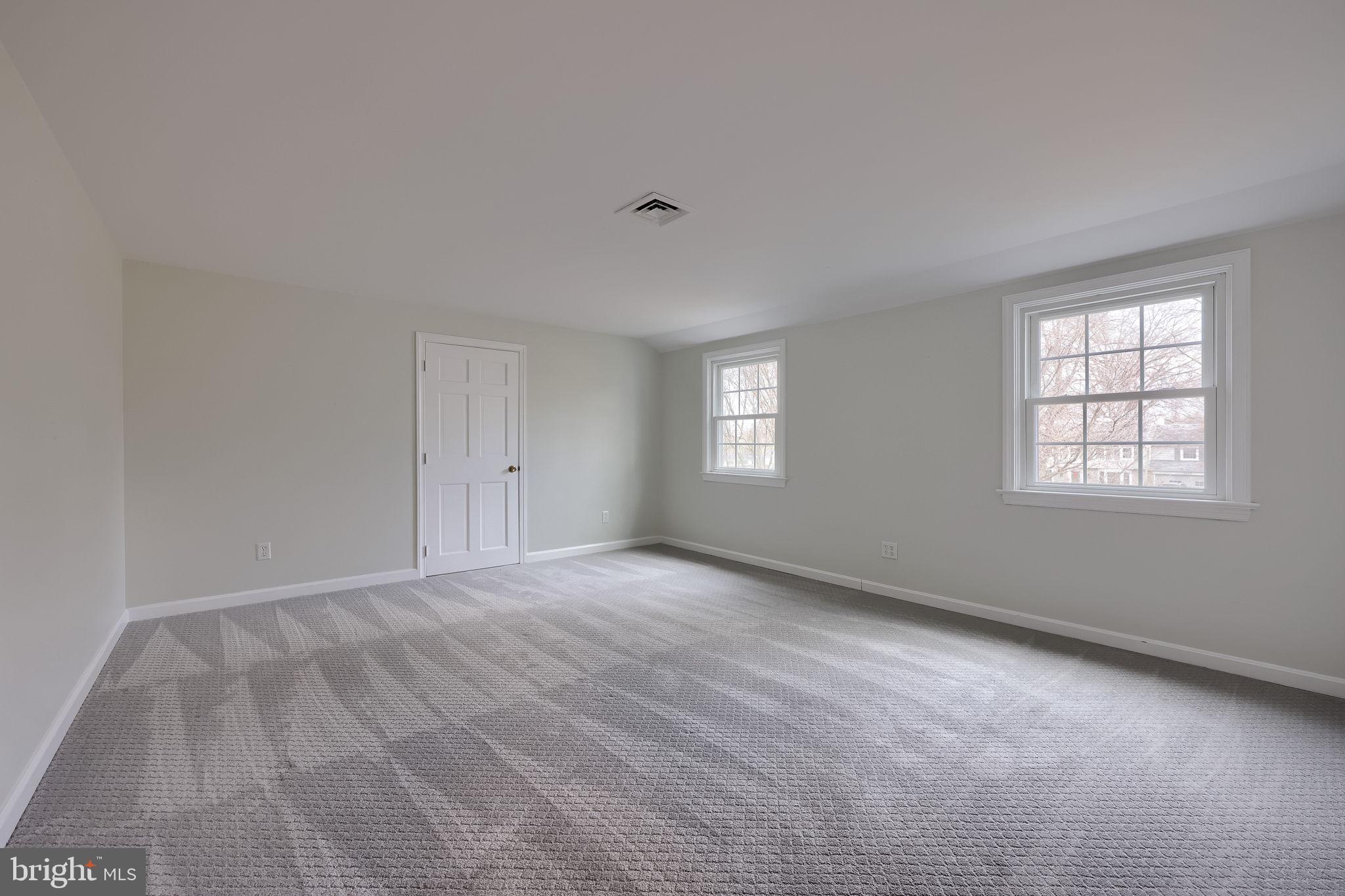 SCHOOL LANE HILLS - Residential