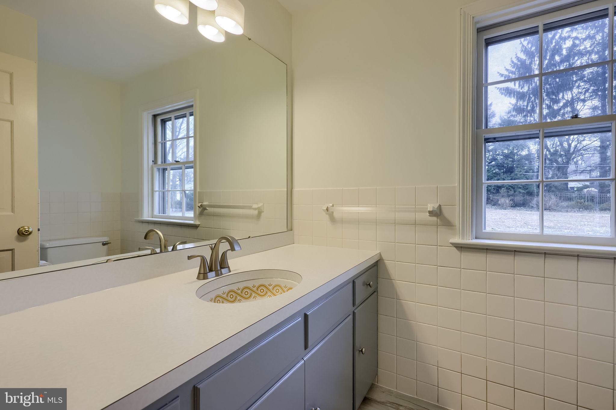 SCHOOL LANE HILLS - Residential