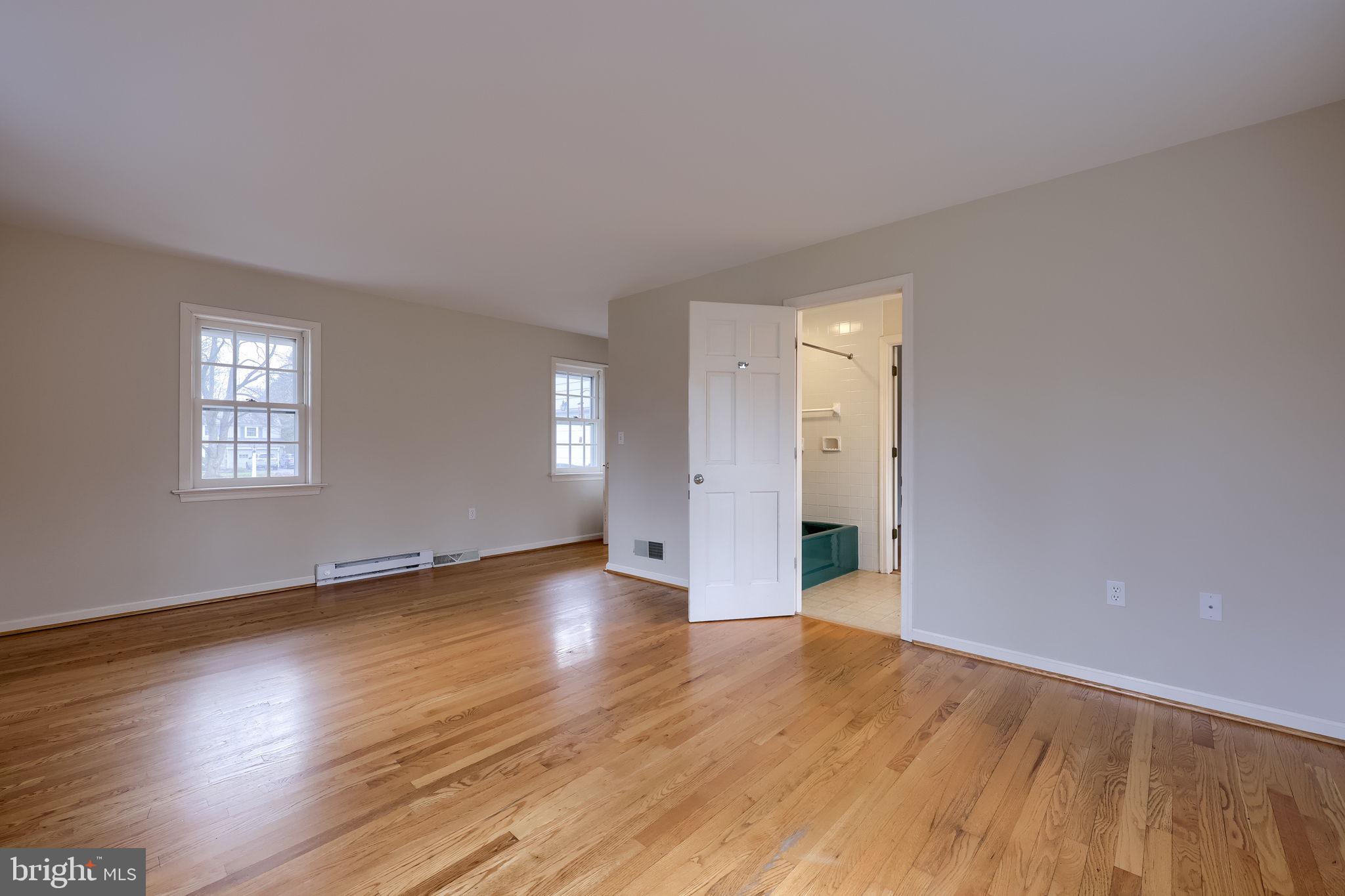 SCHOOL LANE HILLS - Residential