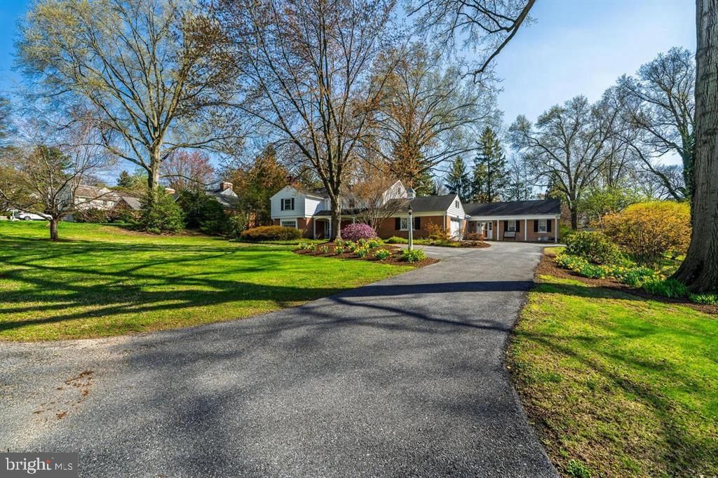 Photo of 1428 Center Road, LANCASTER, PA 17603 (MLS # PALA2081398)