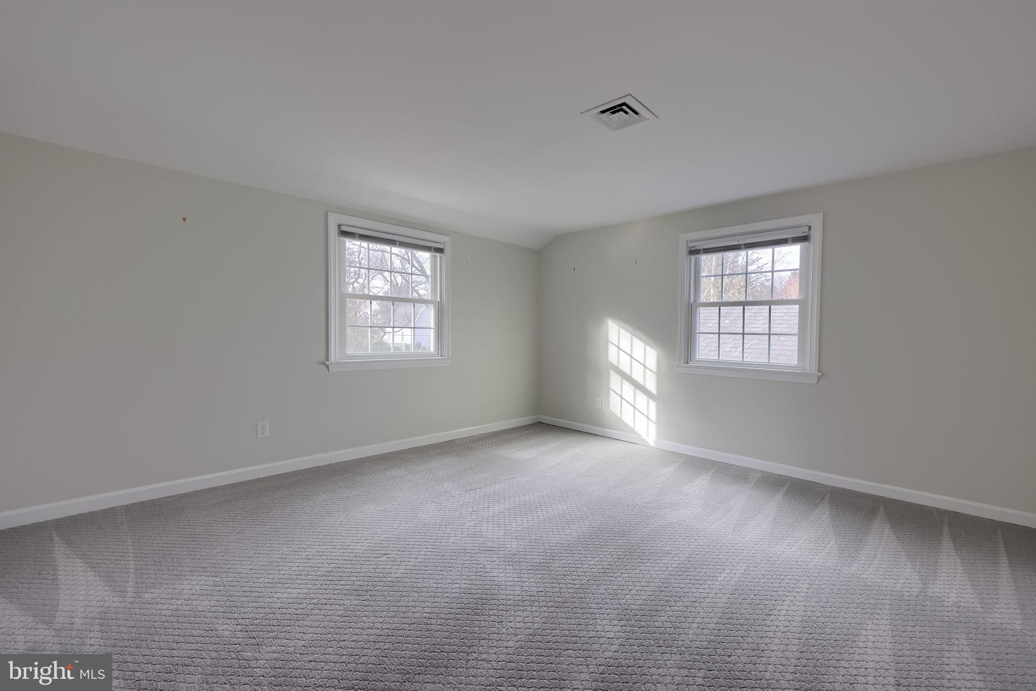 SCHOOL LANE HILLS - Residential