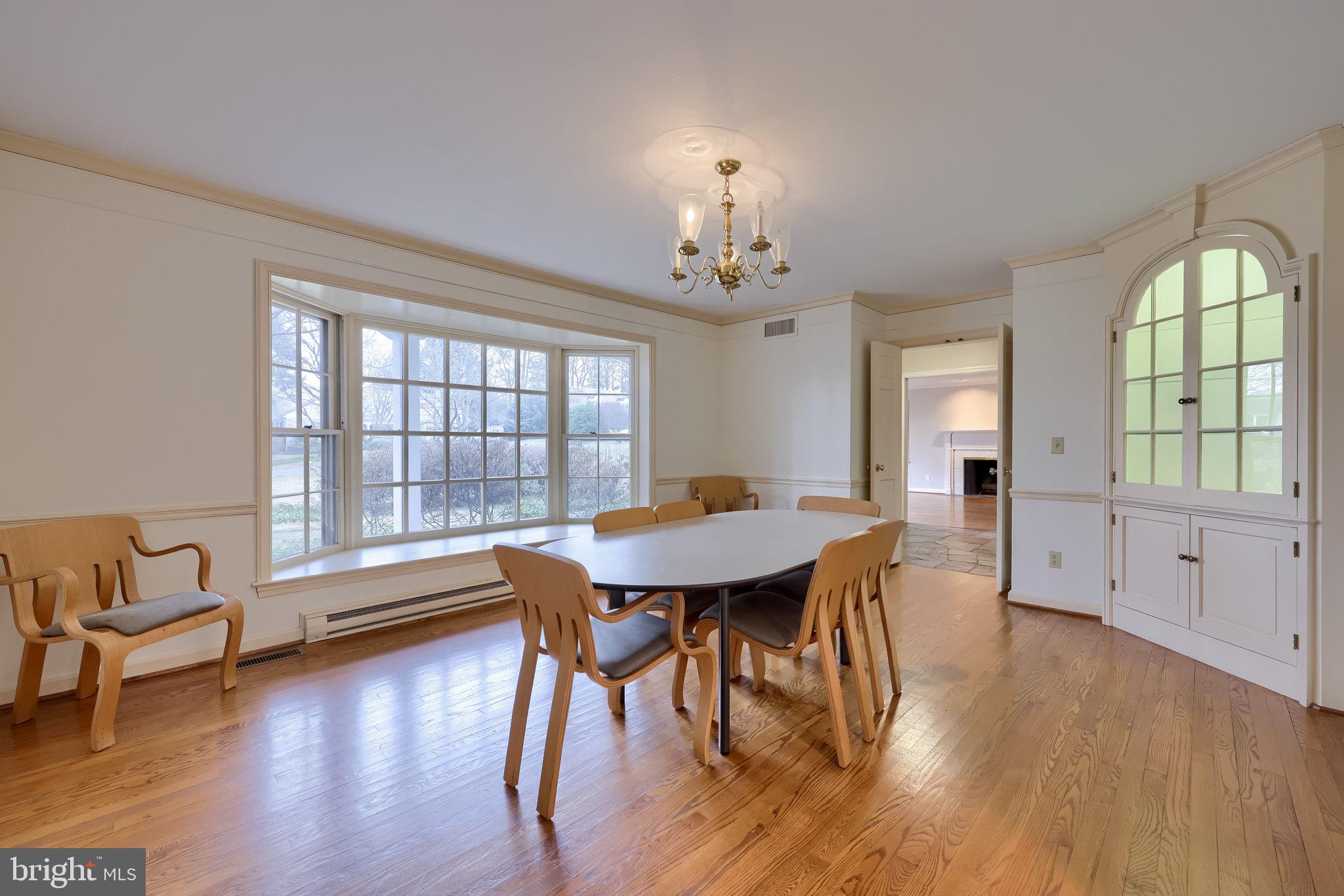 SCHOOL LANE HILLS - Residential