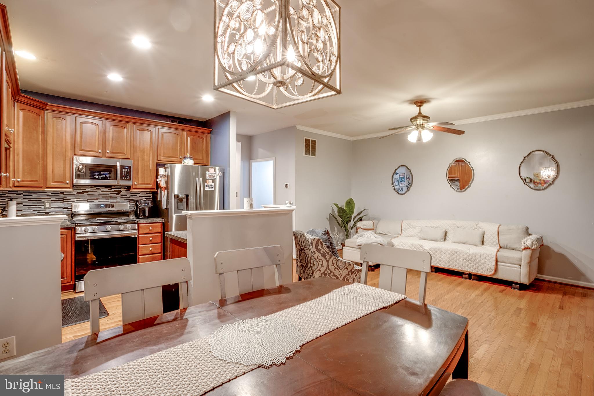 8 PEPPERMINT DRIVE