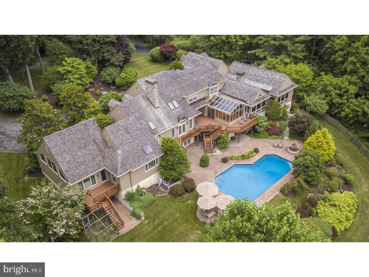 CHESTNUT HOLLOW - Residential