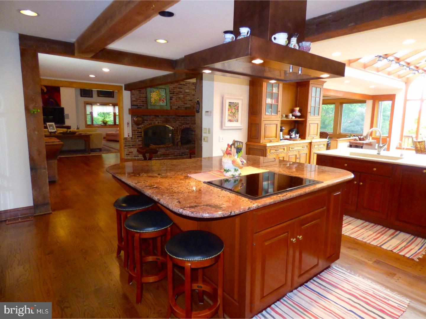 CHESTNUT HOLLOW - Residential