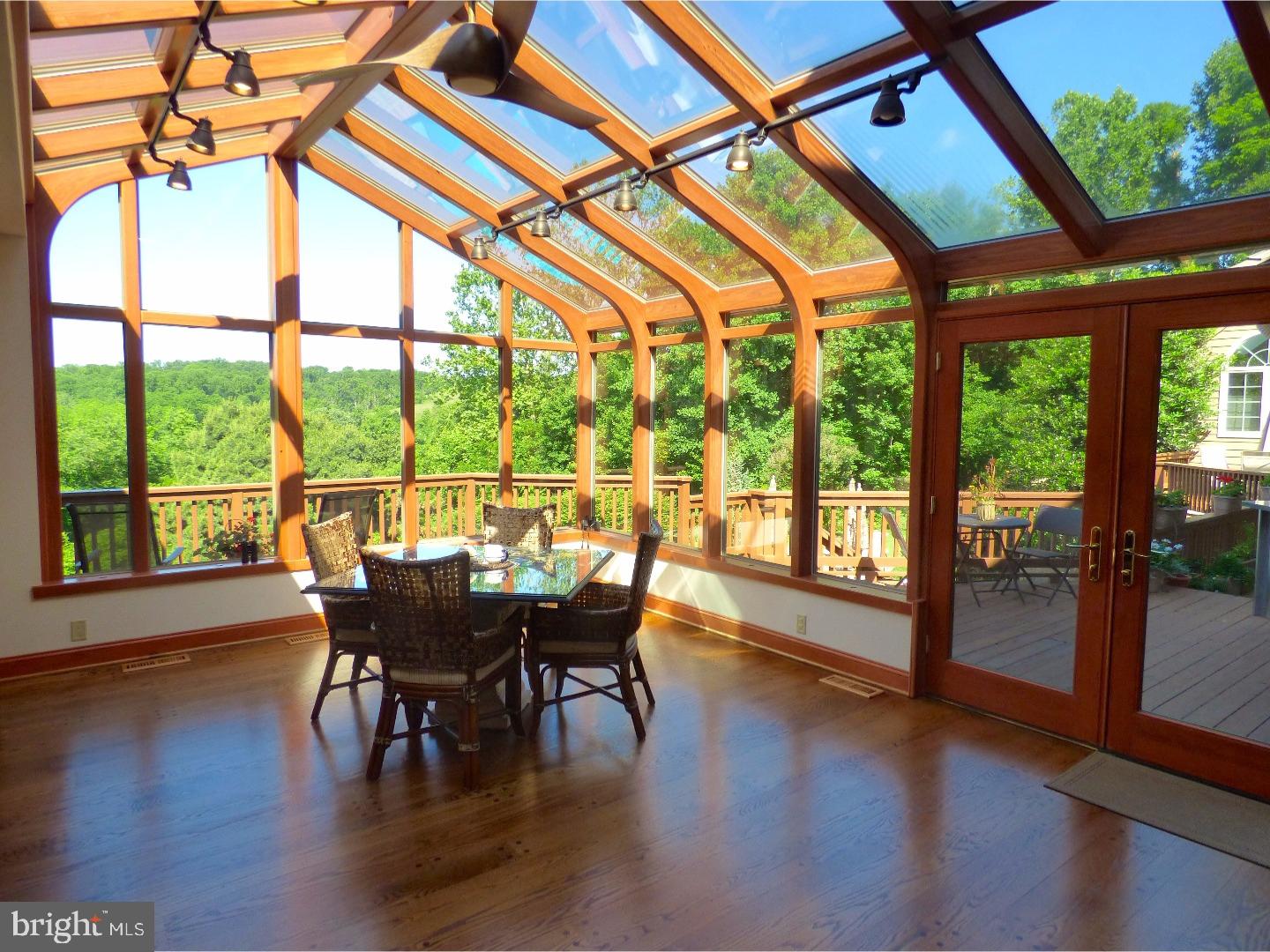 CHESTNUT HOLLOW - Residential