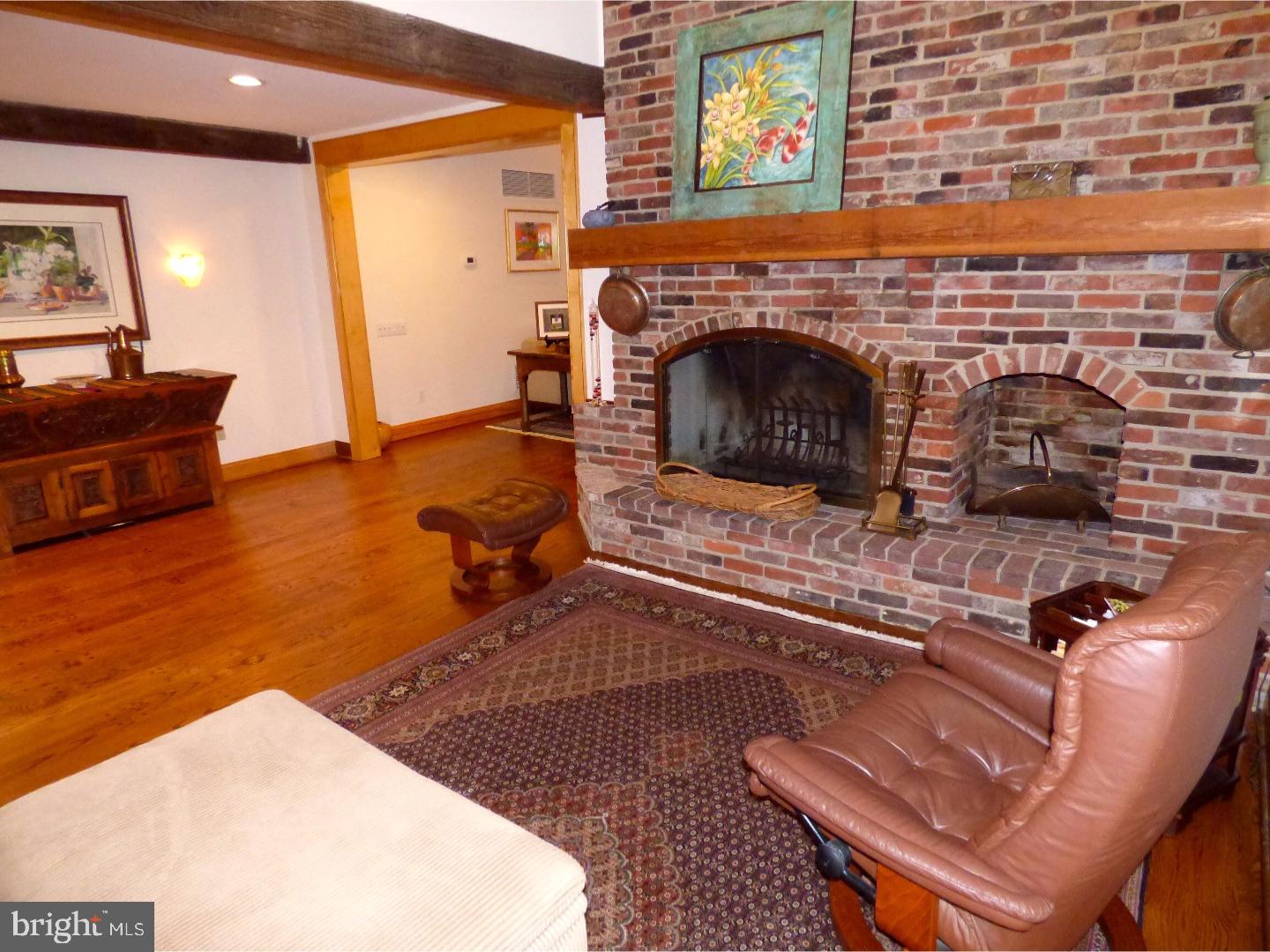 CHESTNUT HOLLOW - Residential