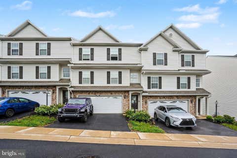 Townhouse For Sale - 2318 Bartlett Road<br/> HARRISBURG, PA 17110