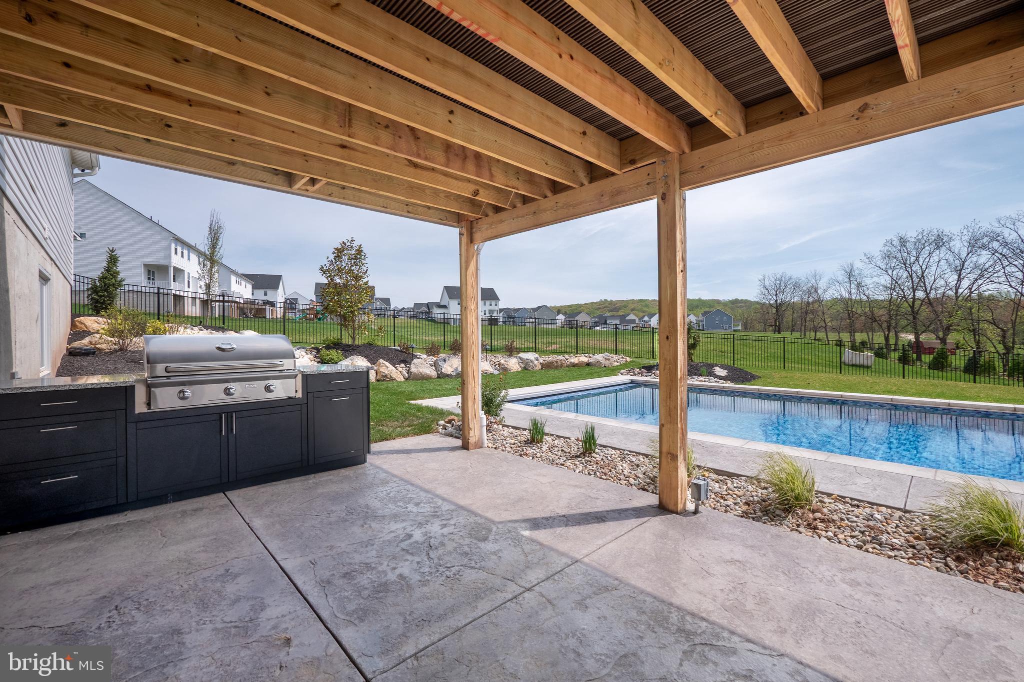 ESTATES AT SAUCON VALLEY - Residential