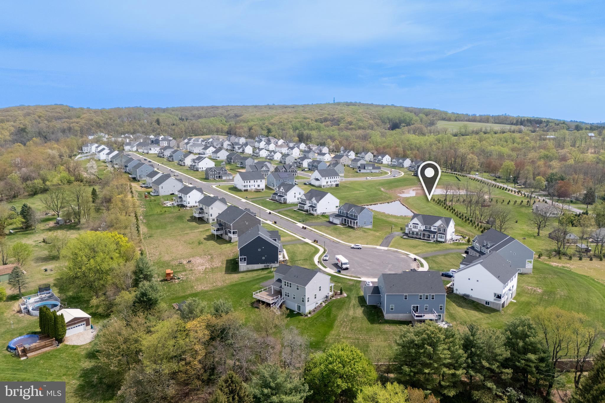 ESTATES AT SAUCON VALLEY - Residential