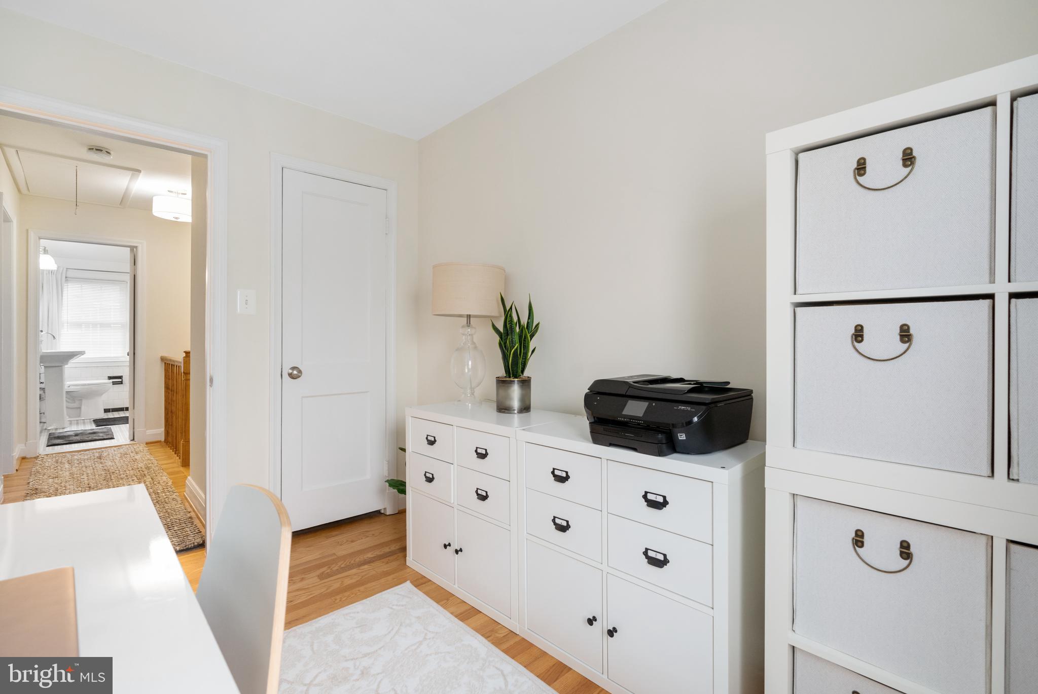 OAKLEIGH MANOR - Residential