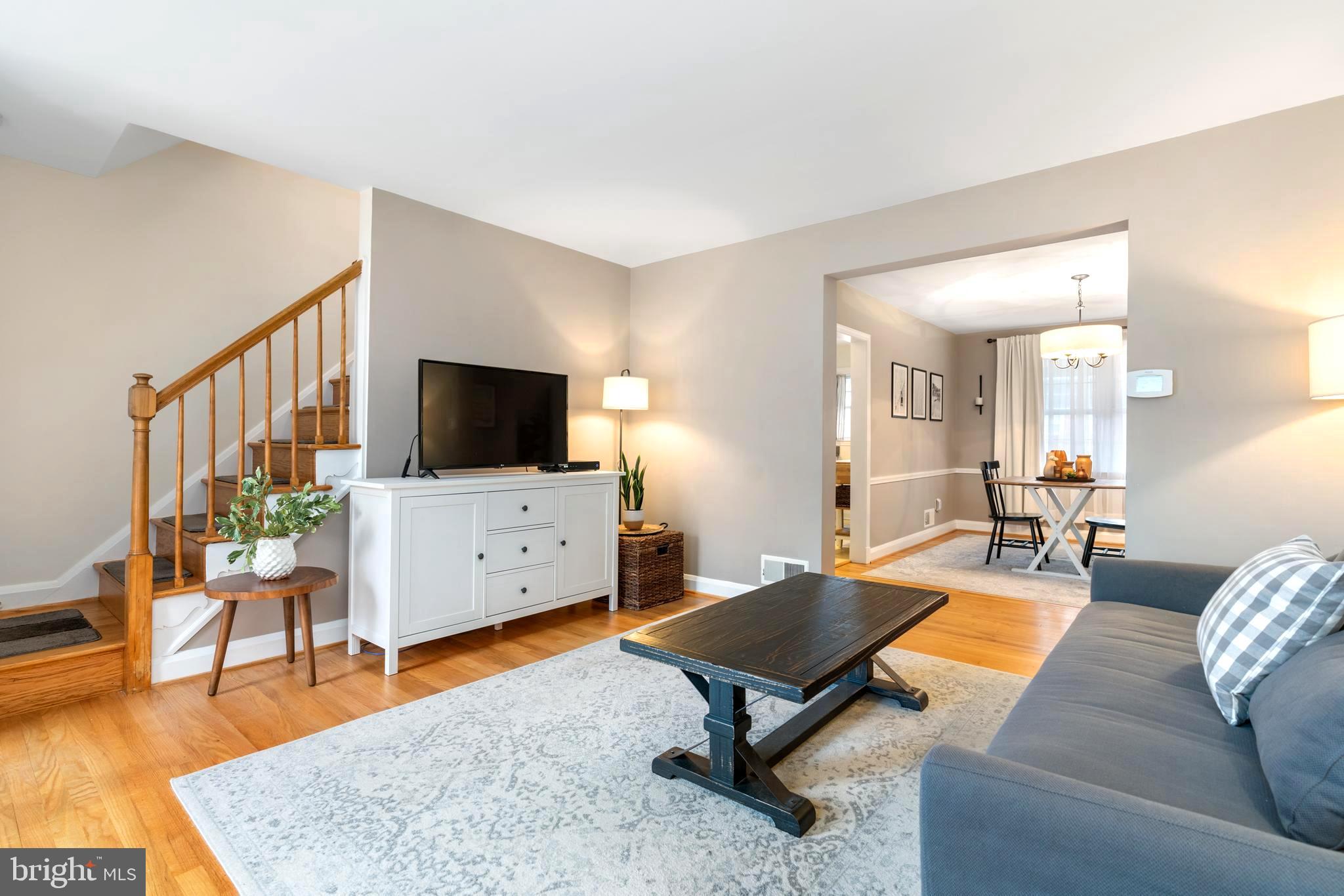 OAKLEIGH MANOR - Residential