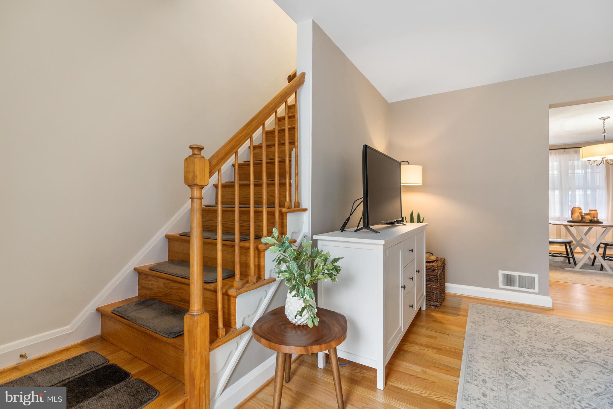 OAKLEIGH MANOR - Residential