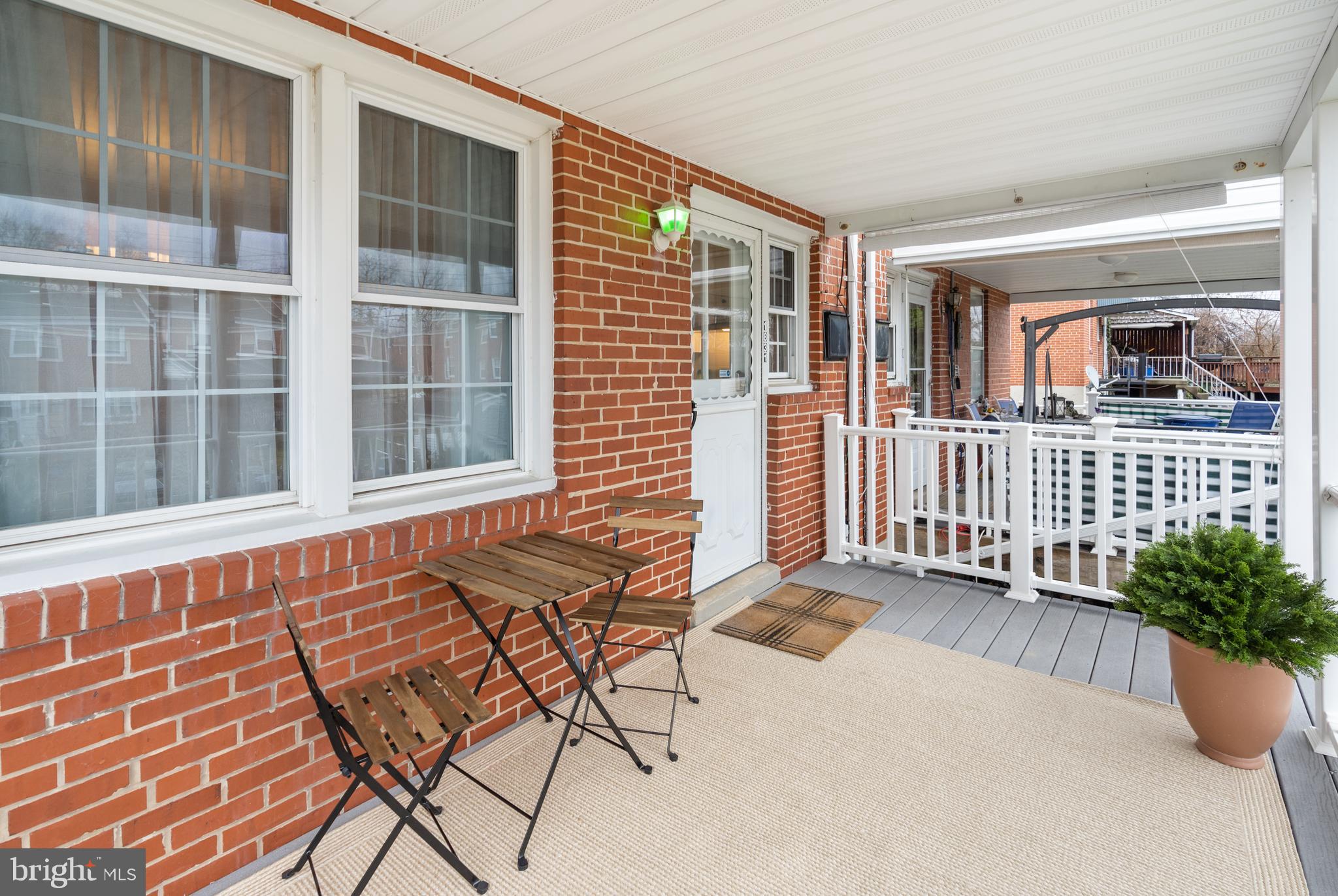 OAKLEIGH MANOR - Residential