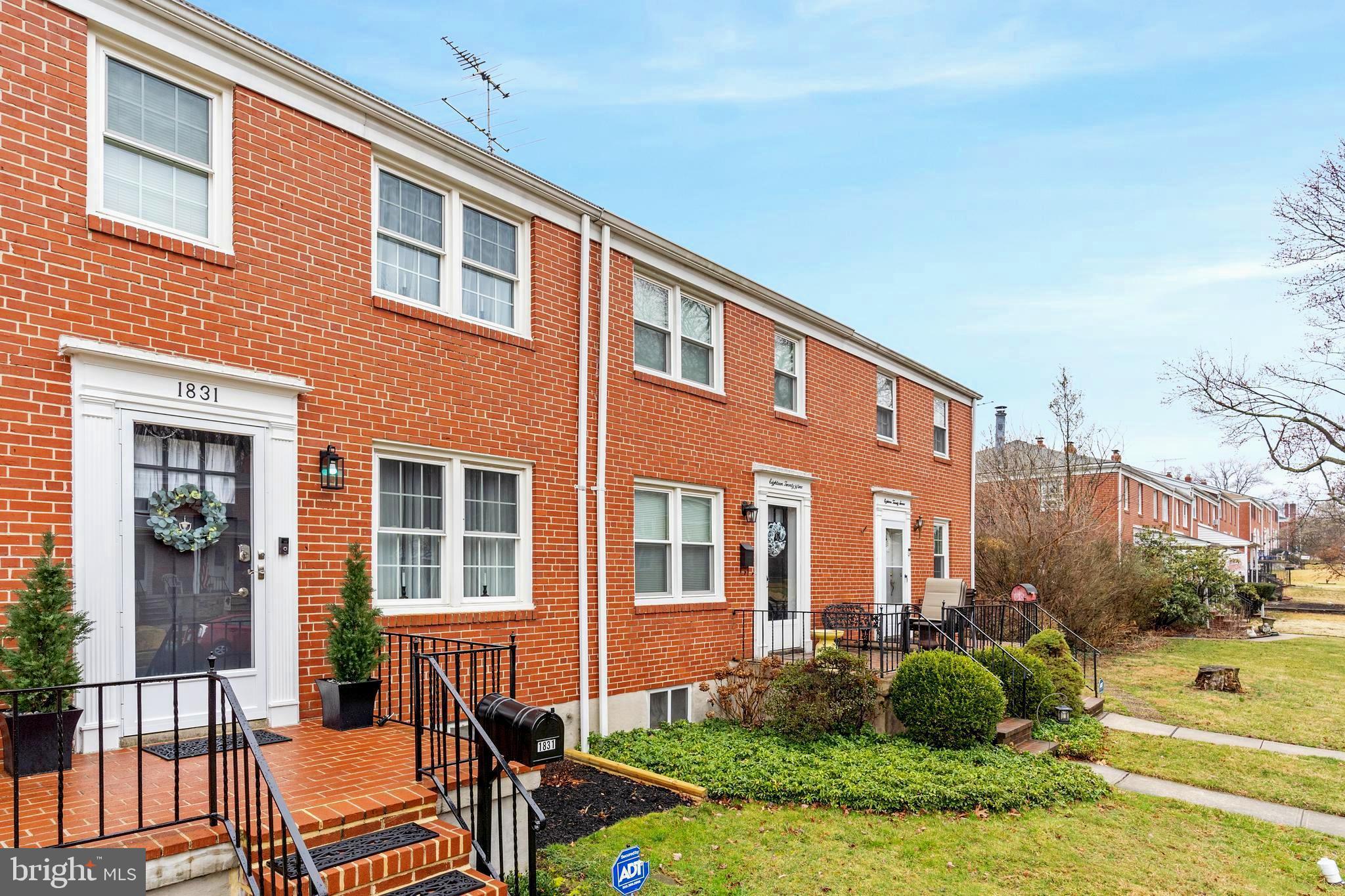 OAKLEIGH MANOR - Residential