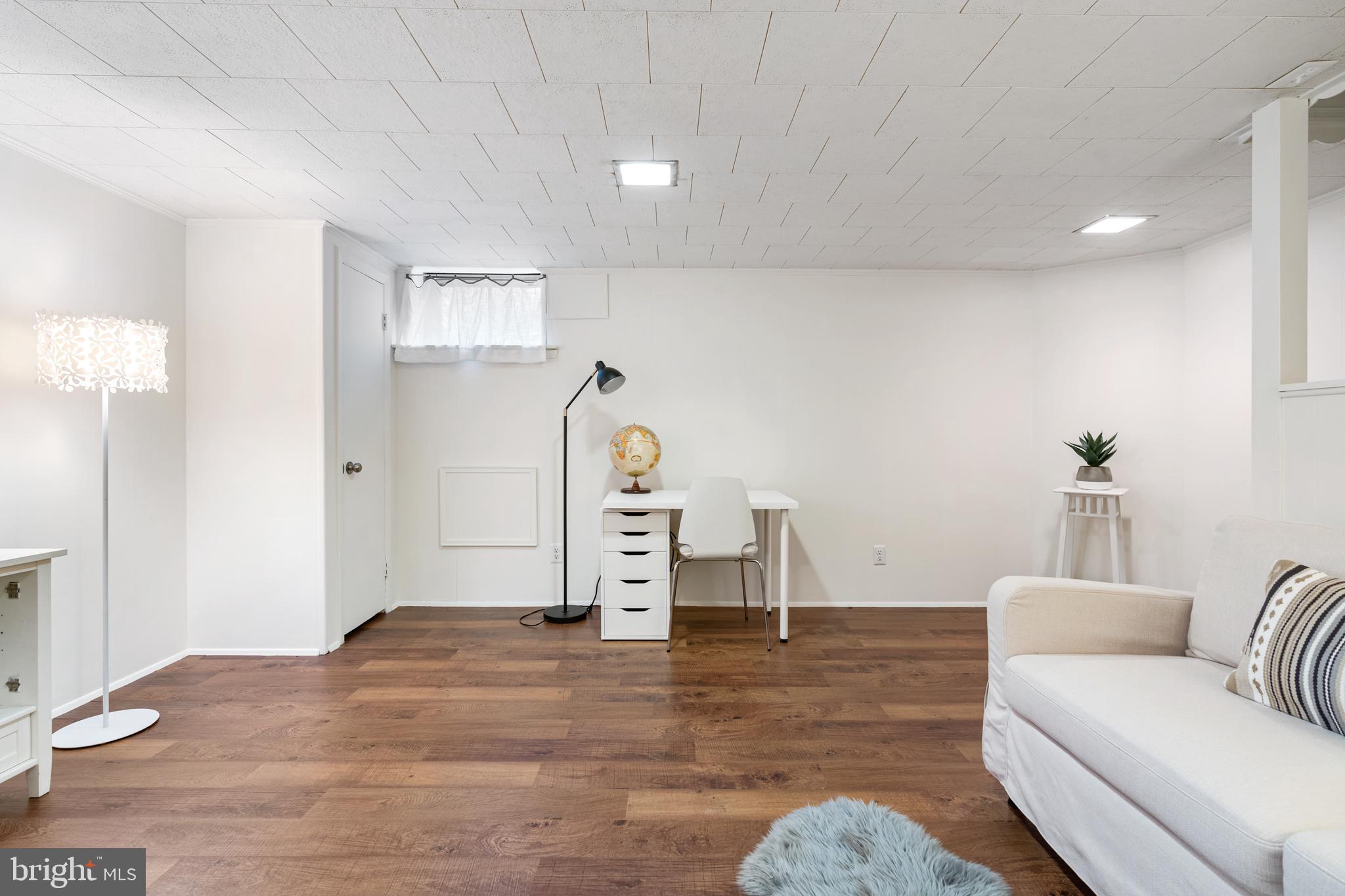 OAKLEIGH MANOR - Residential