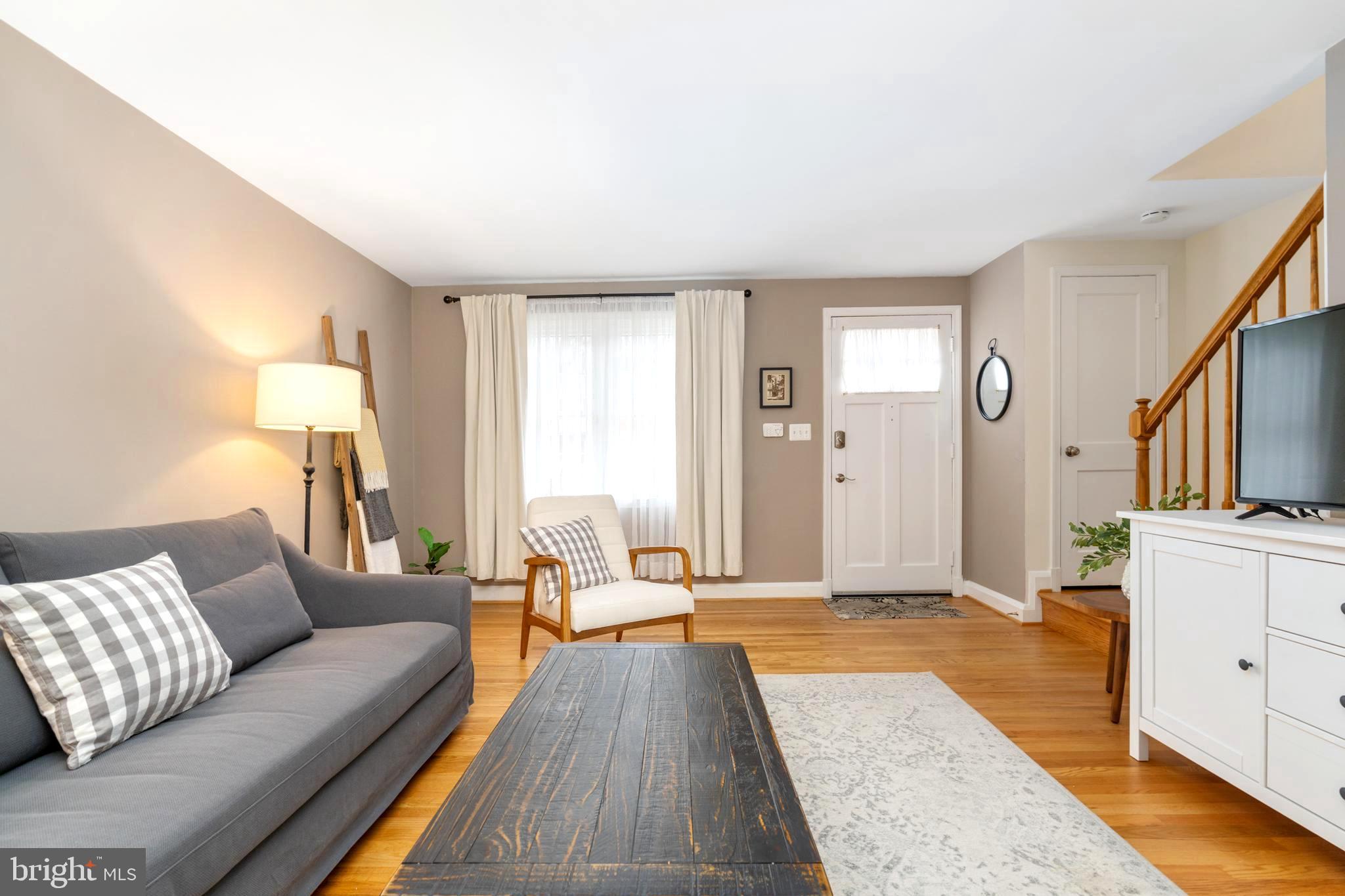 OAKLEIGH MANOR - Residential