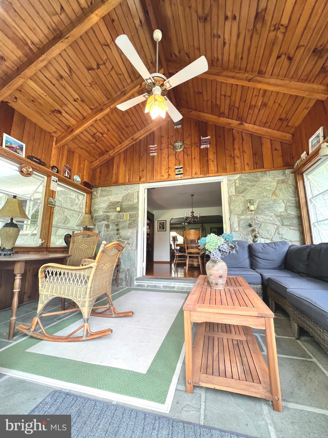 GREEN ACRES - Residential