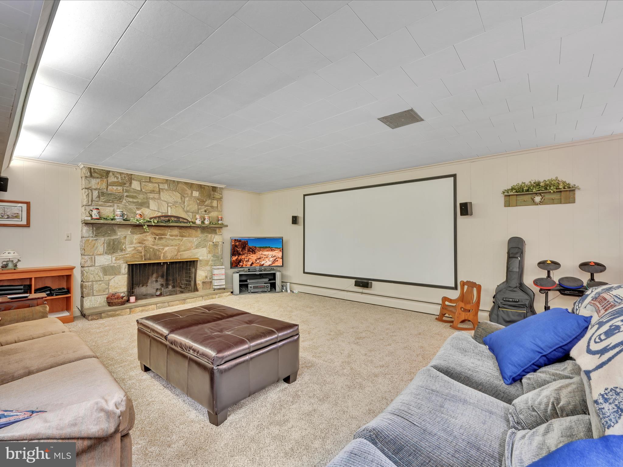 GREEN ACRES - Residential