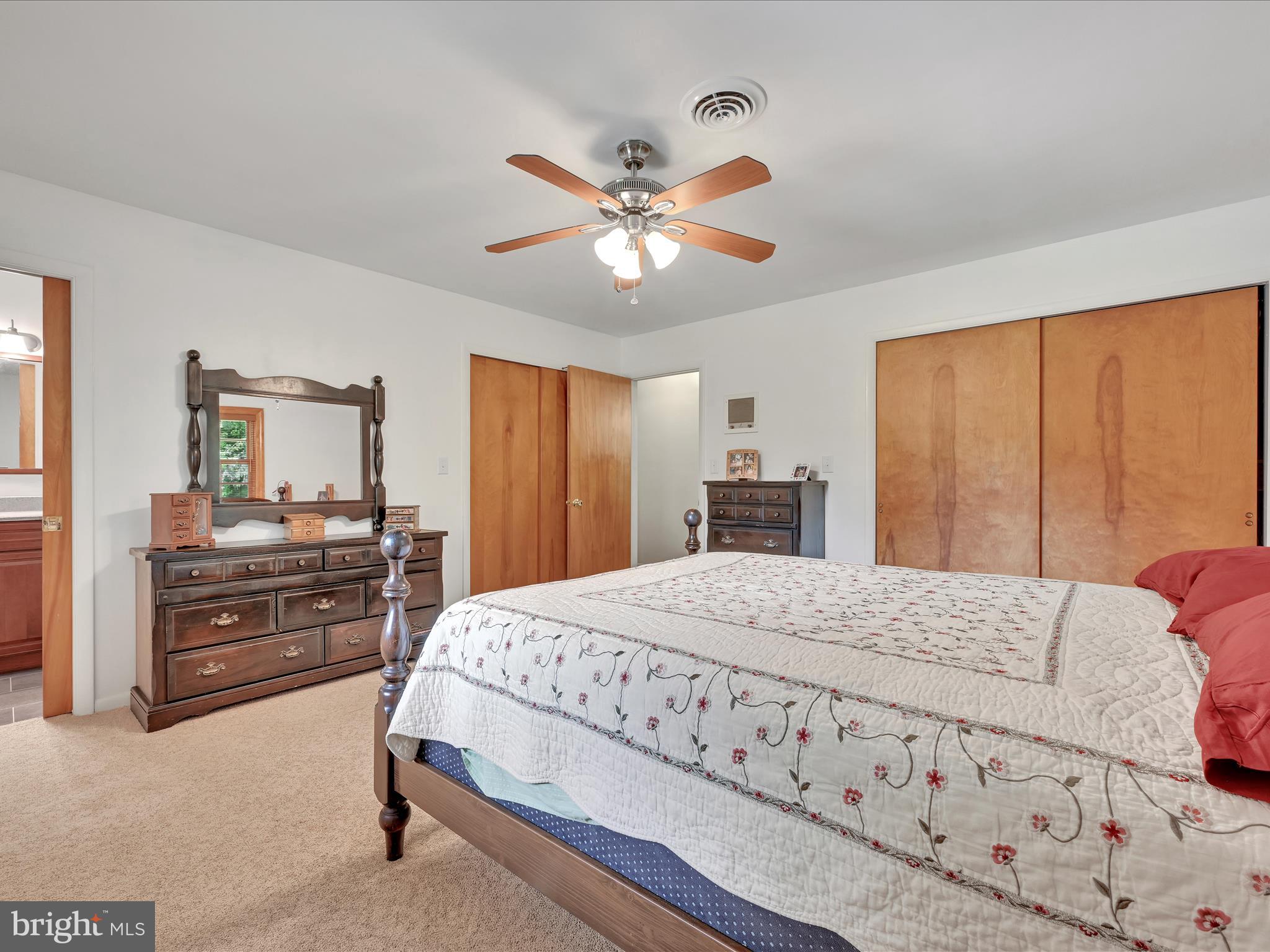 GREEN ACRES - Residential