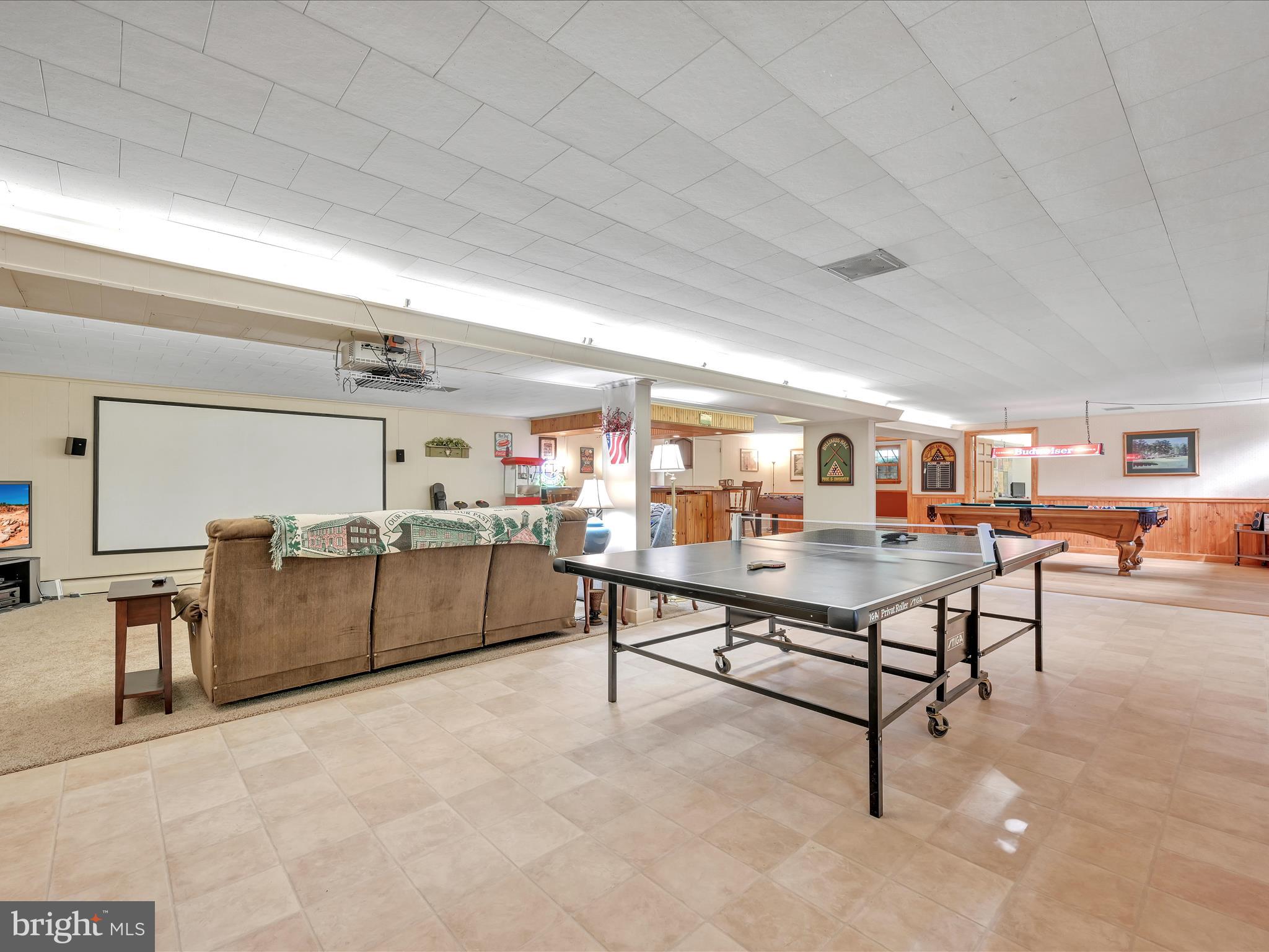 GREEN ACRES - Residential