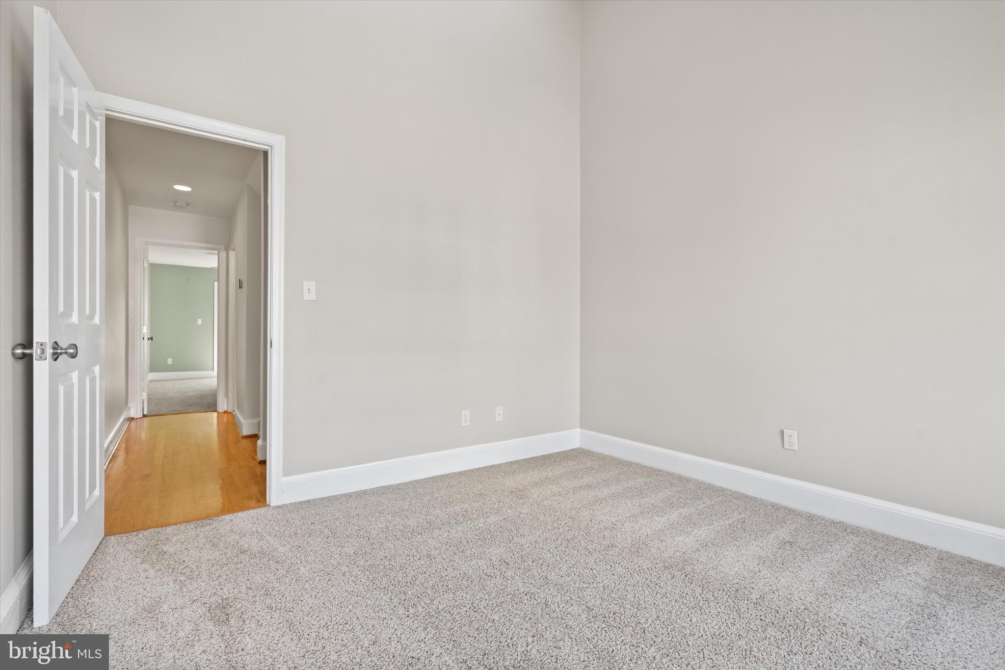 OLD TOWN ALEXANDRIA - Residential Lease