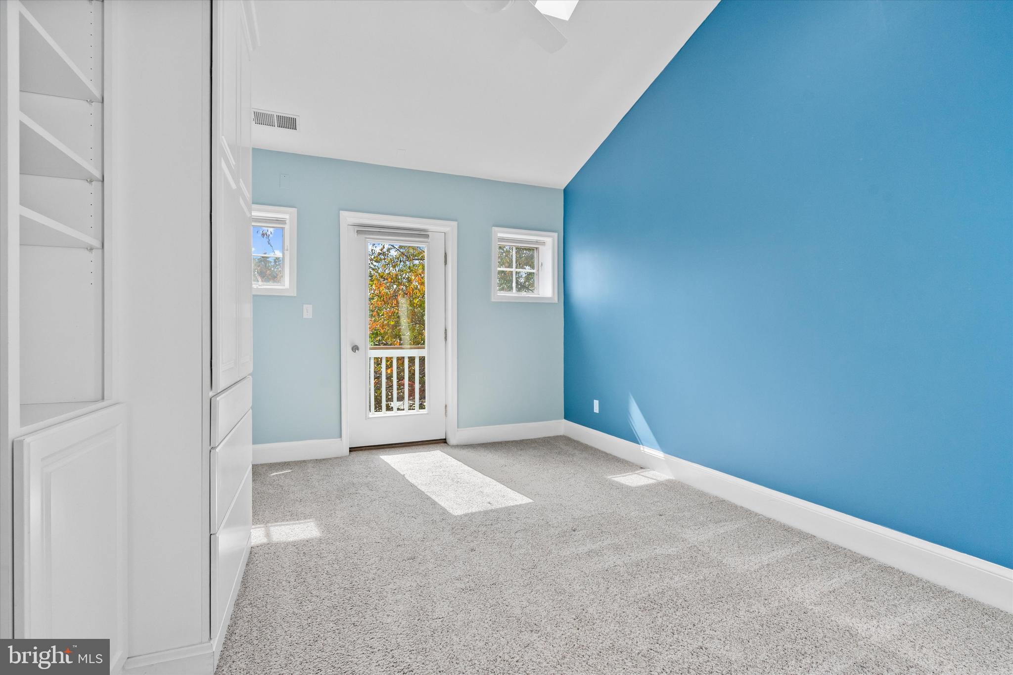 OLD TOWN ALEXANDRIA - Residential Lease