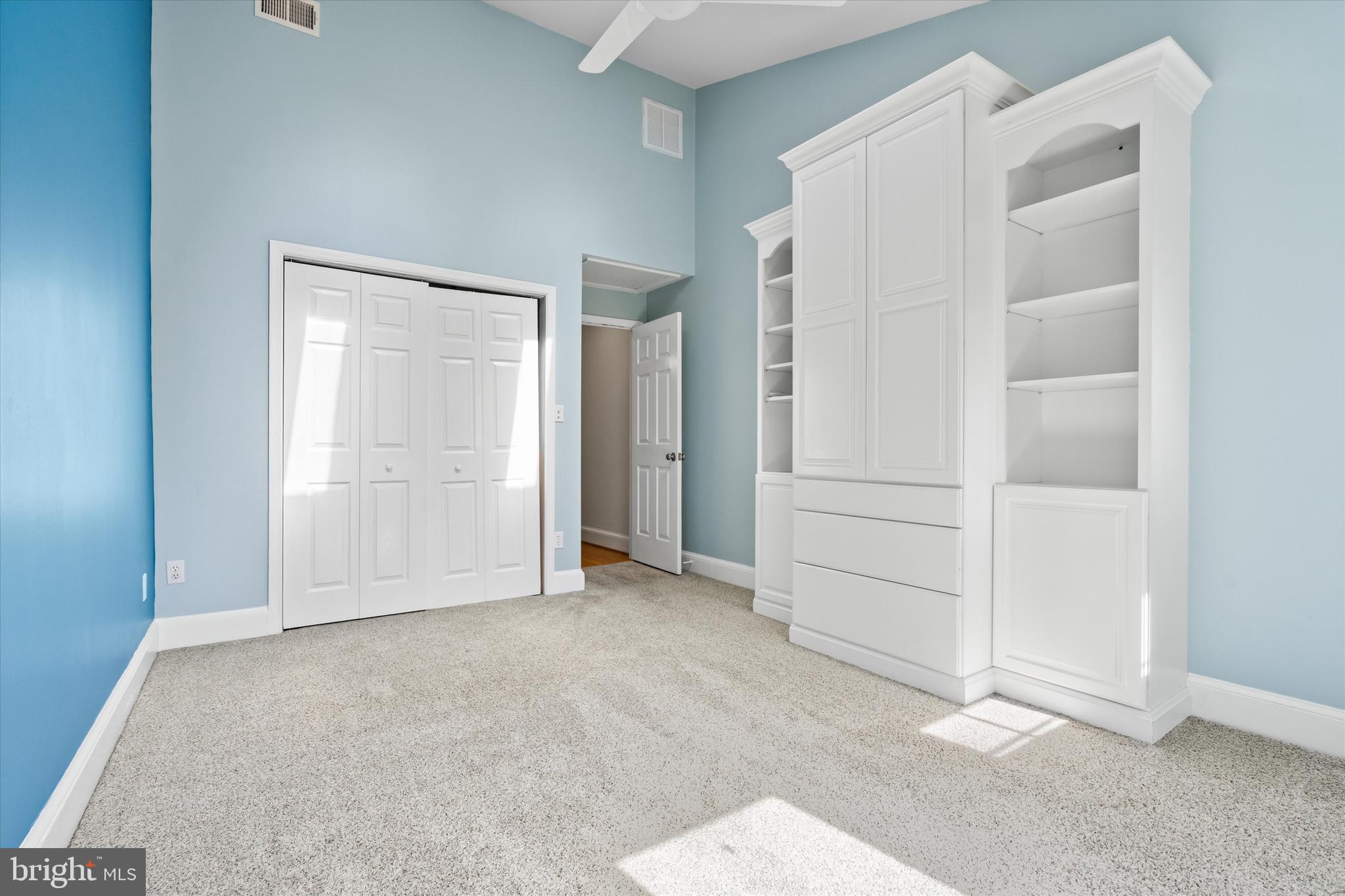 OLD TOWN ALEXANDRIA - Residential Lease