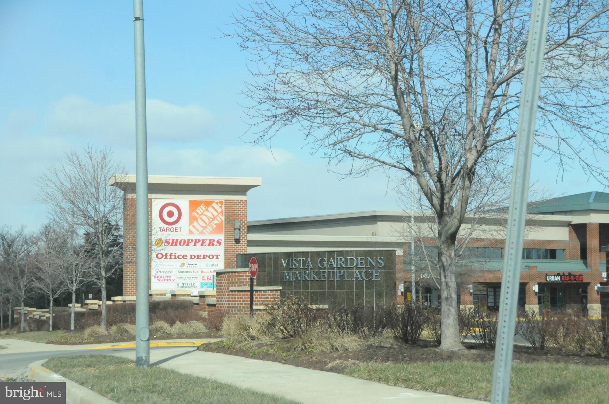 VISTA GARDENS PLAT 1> - Residential Lease