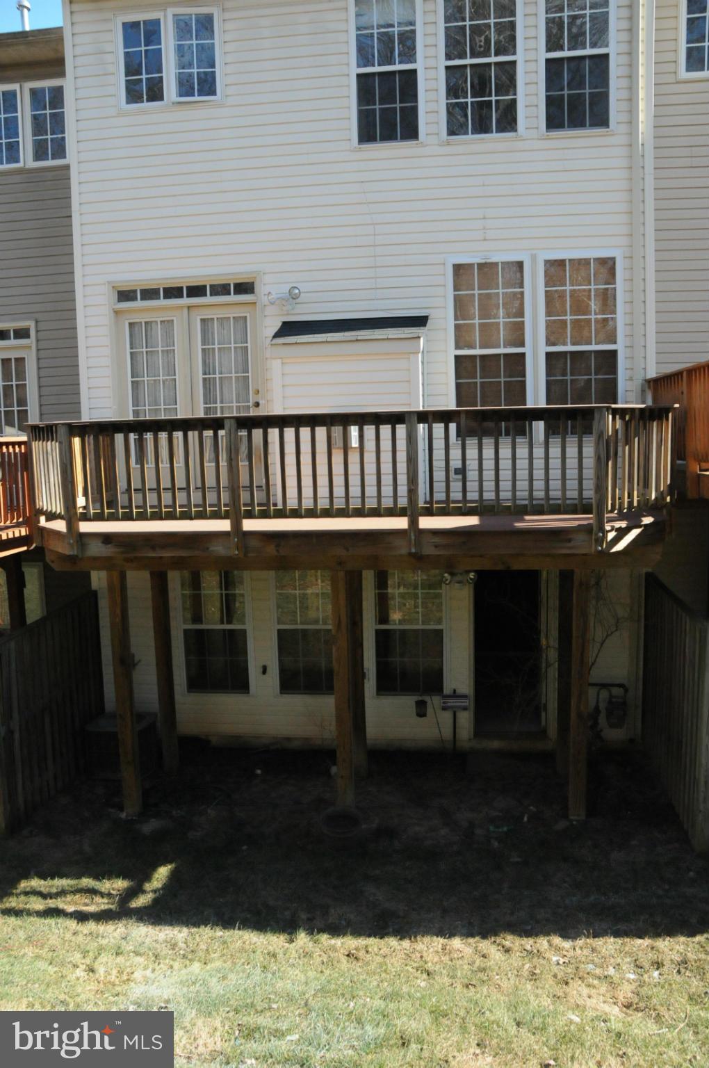 VISTA GARDENS PLAT 1> - Residential Lease