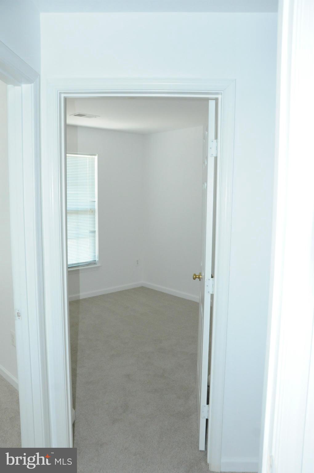 VISTA GARDENS PLAT 1> - Residential Lease