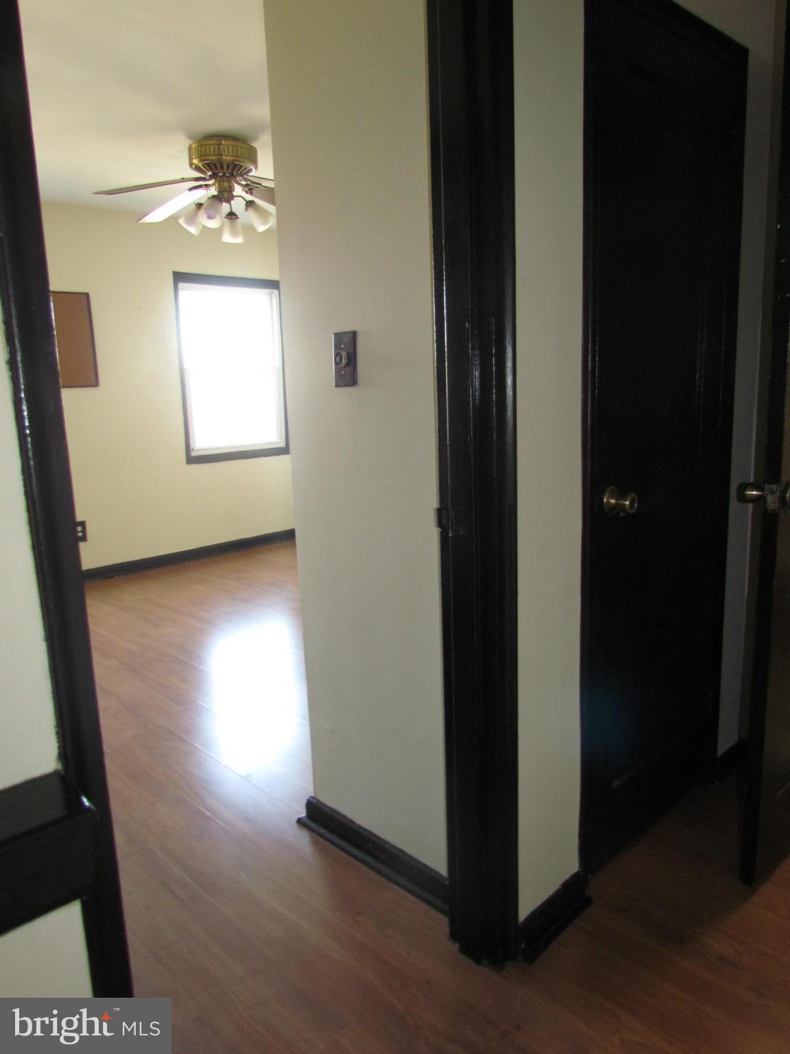 GRAY MANOR HOMES - Residential Lease