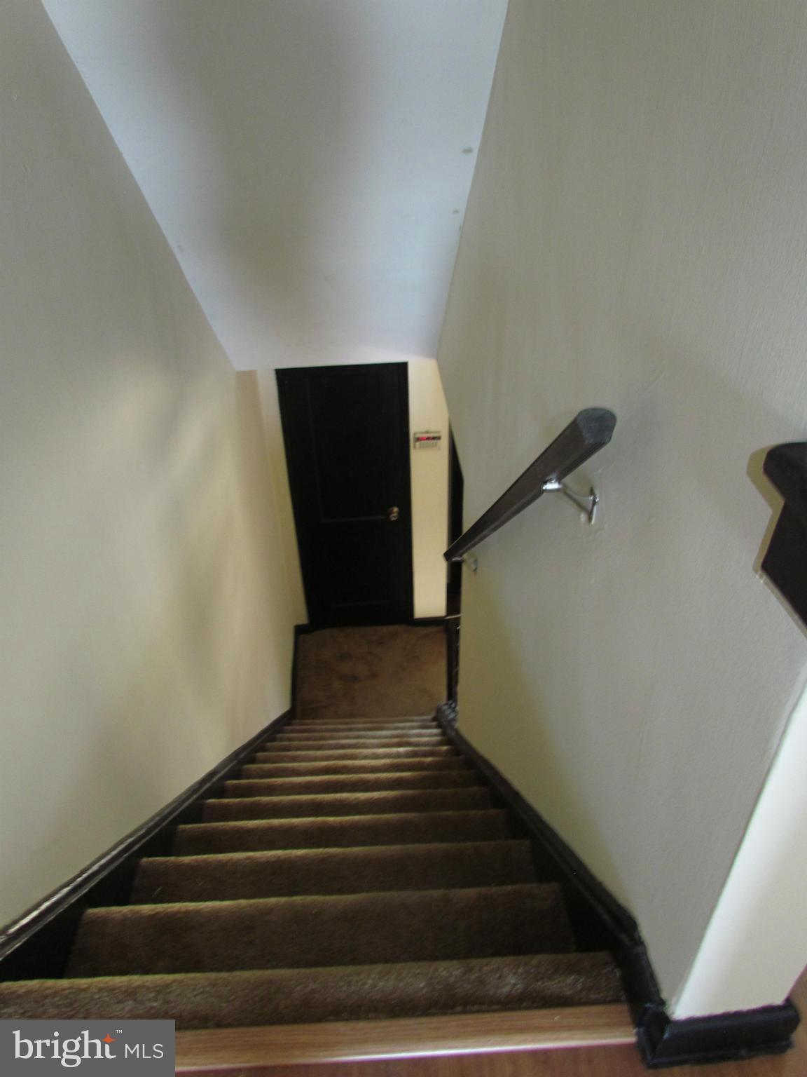 GRAY MANOR HOMES - Residential Lease