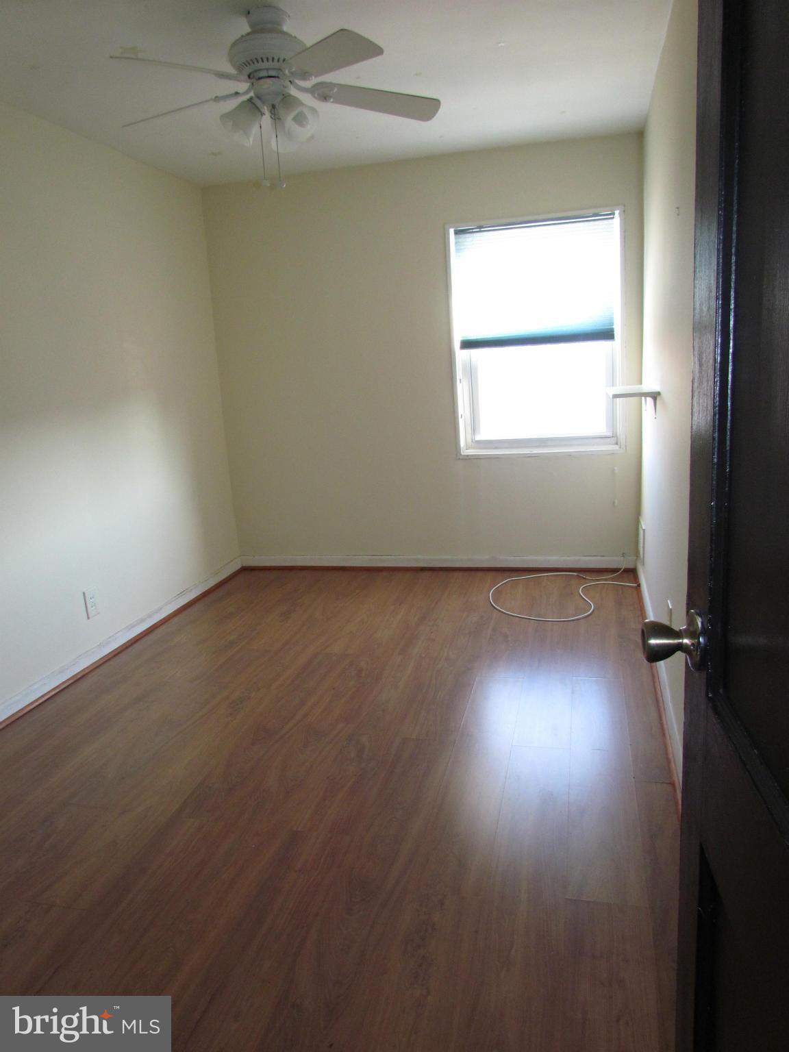 GRAY MANOR HOMES - Residential Lease