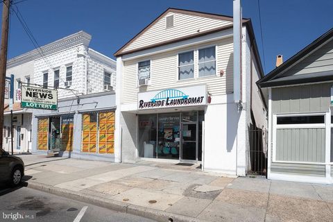 Photo of 121 S Pavilion Avenue, RIVERSIDE, NJ 08075 (MLS # NJBL2104882)