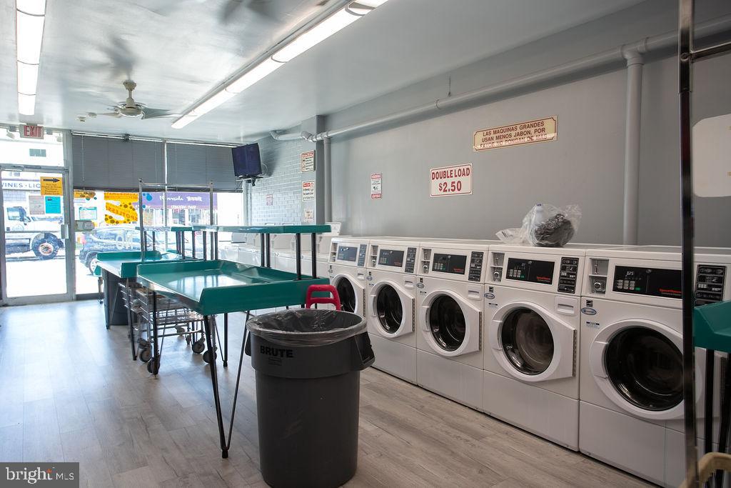 121 S PAVILION AVENUE