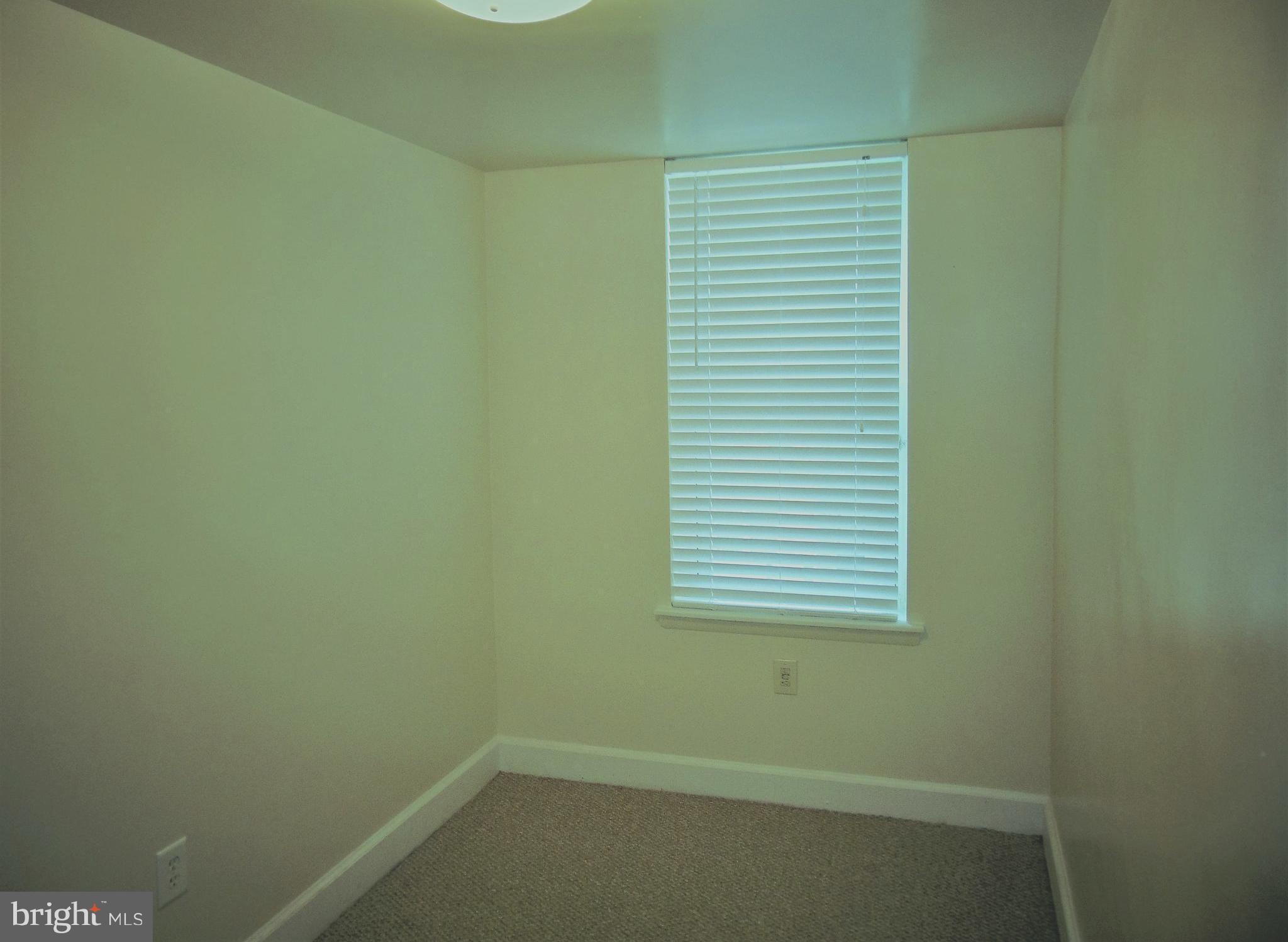 HIGHLANDTOWN - Residential Lease