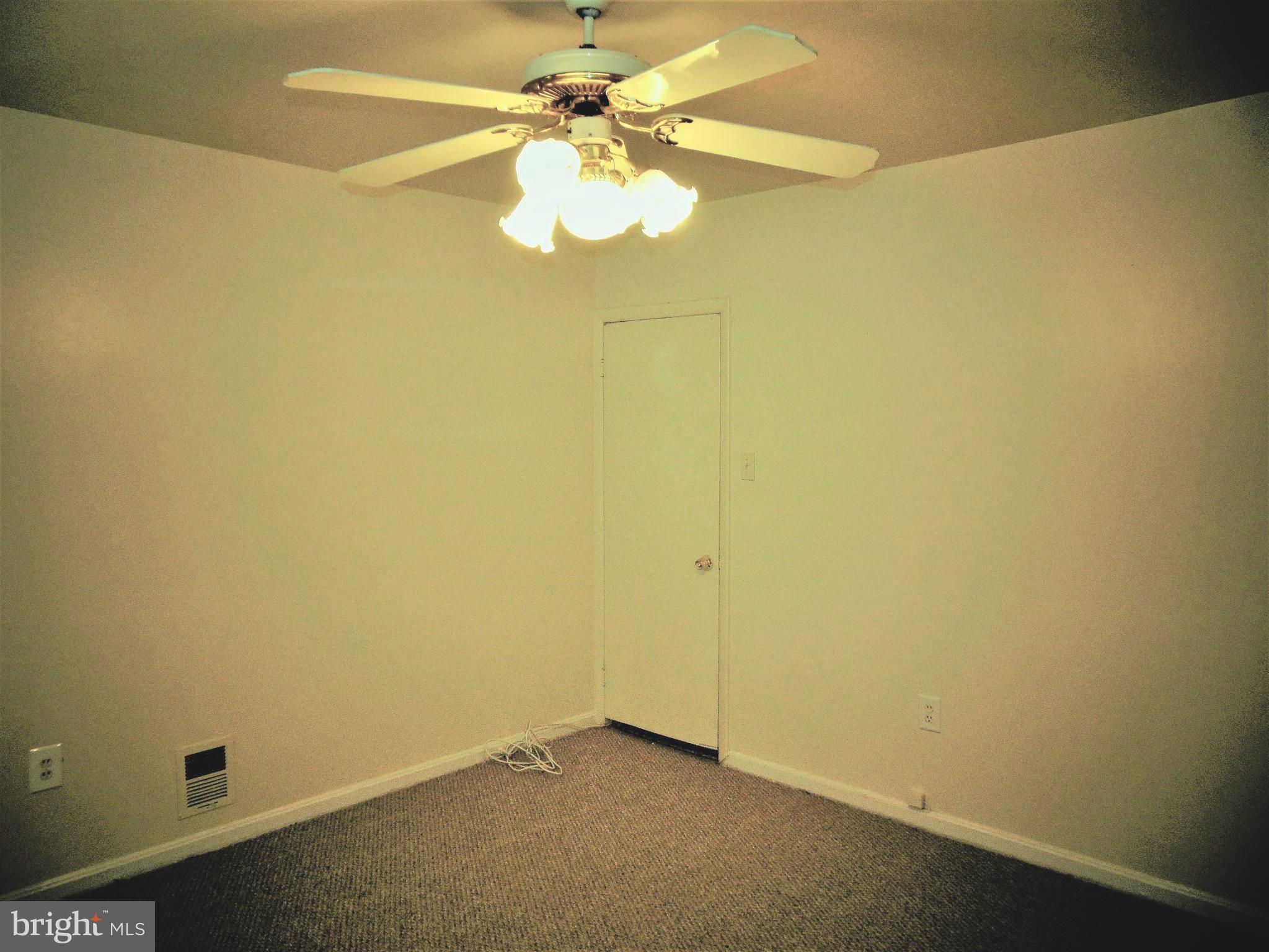 HIGHLANDTOWN - Residential Lease