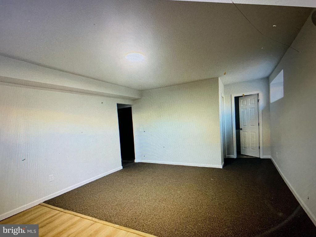 Photo of 401 Blue Bell Road #C, WILLIAMSTOWN, NJ 08094 (MLS # NJGL2065582)