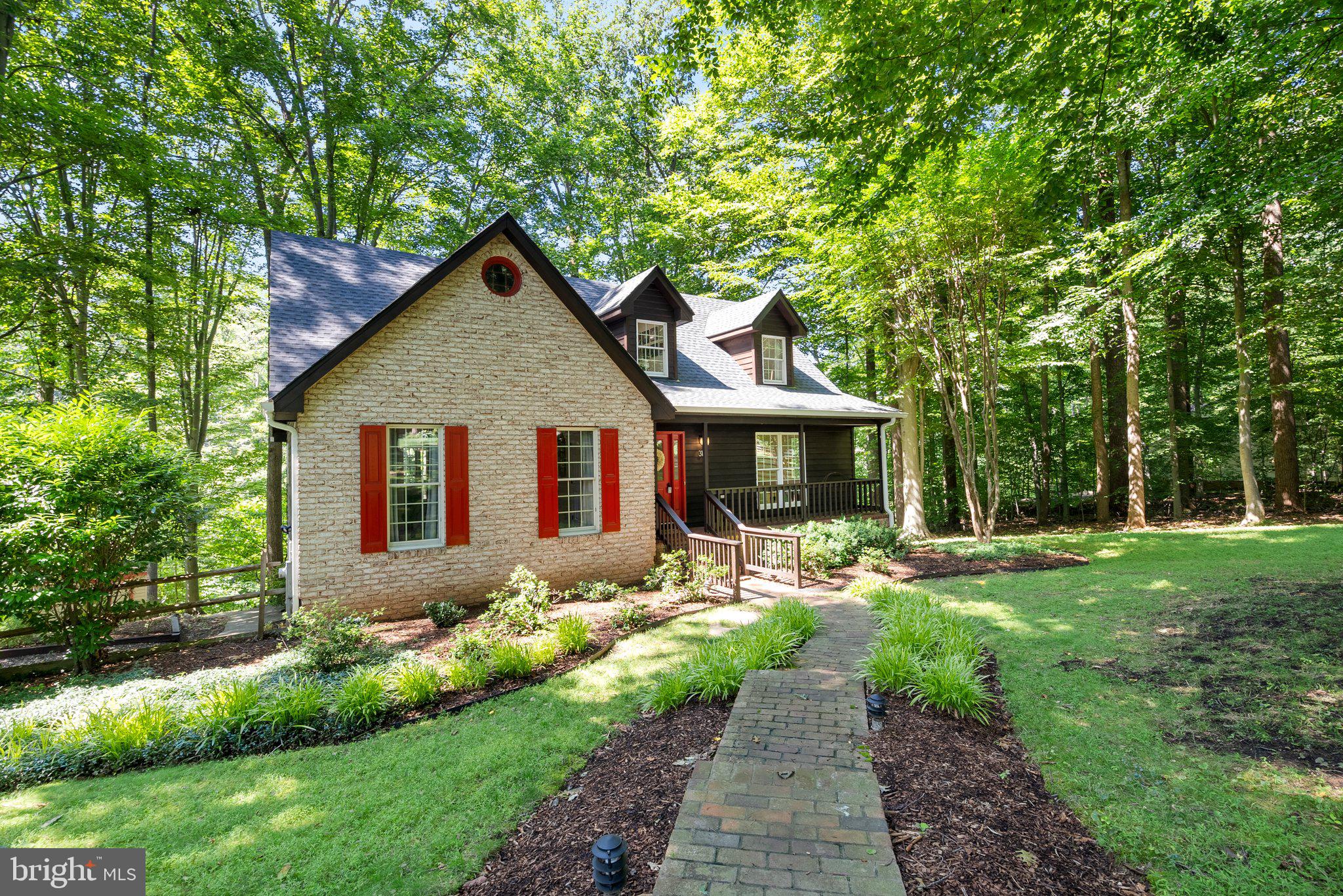 IVY HILLS - Residential