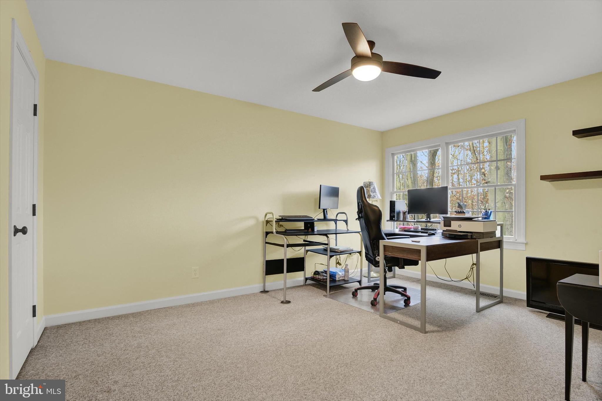 IVY HILLS - Residential