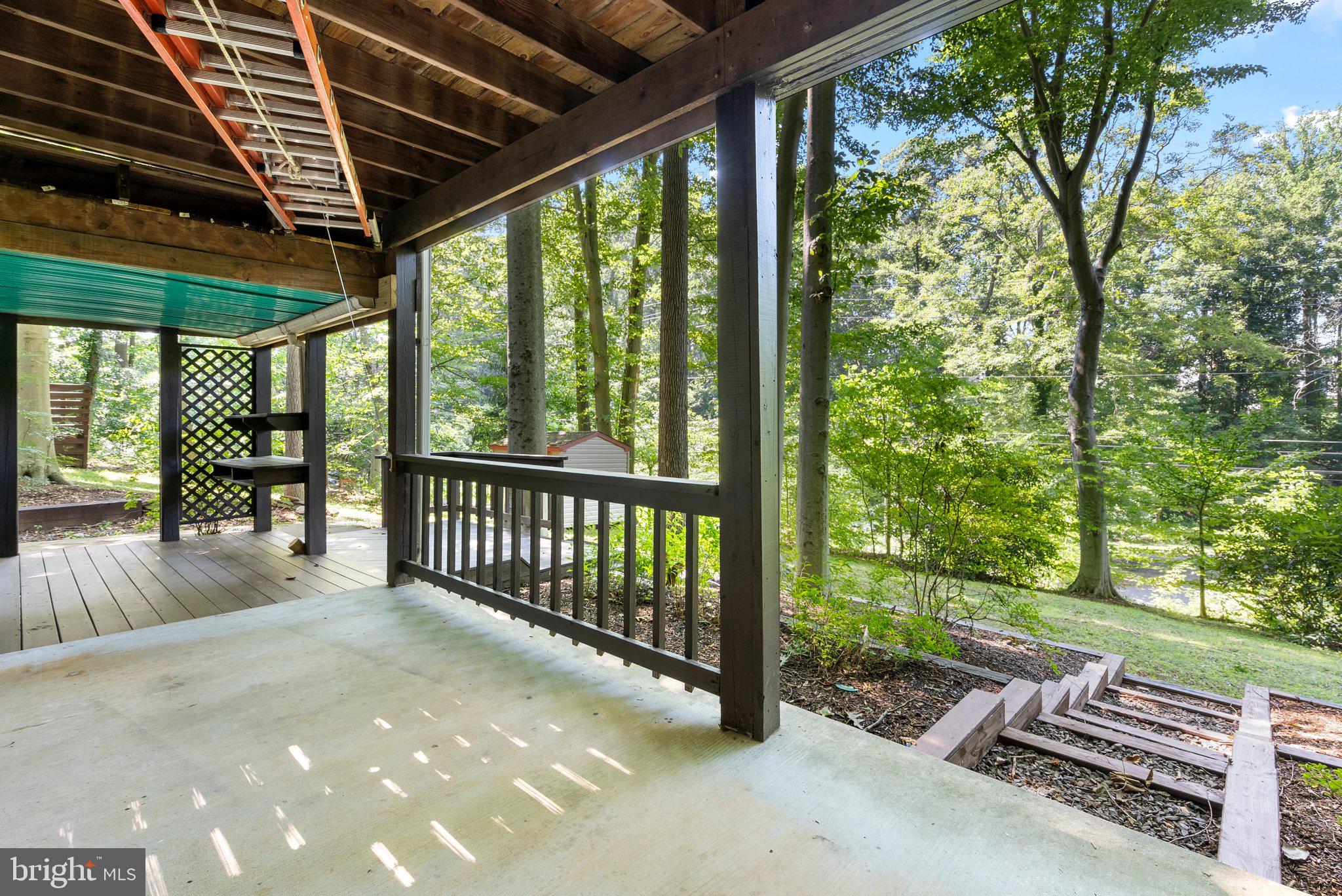 IVY HILLS - Residential